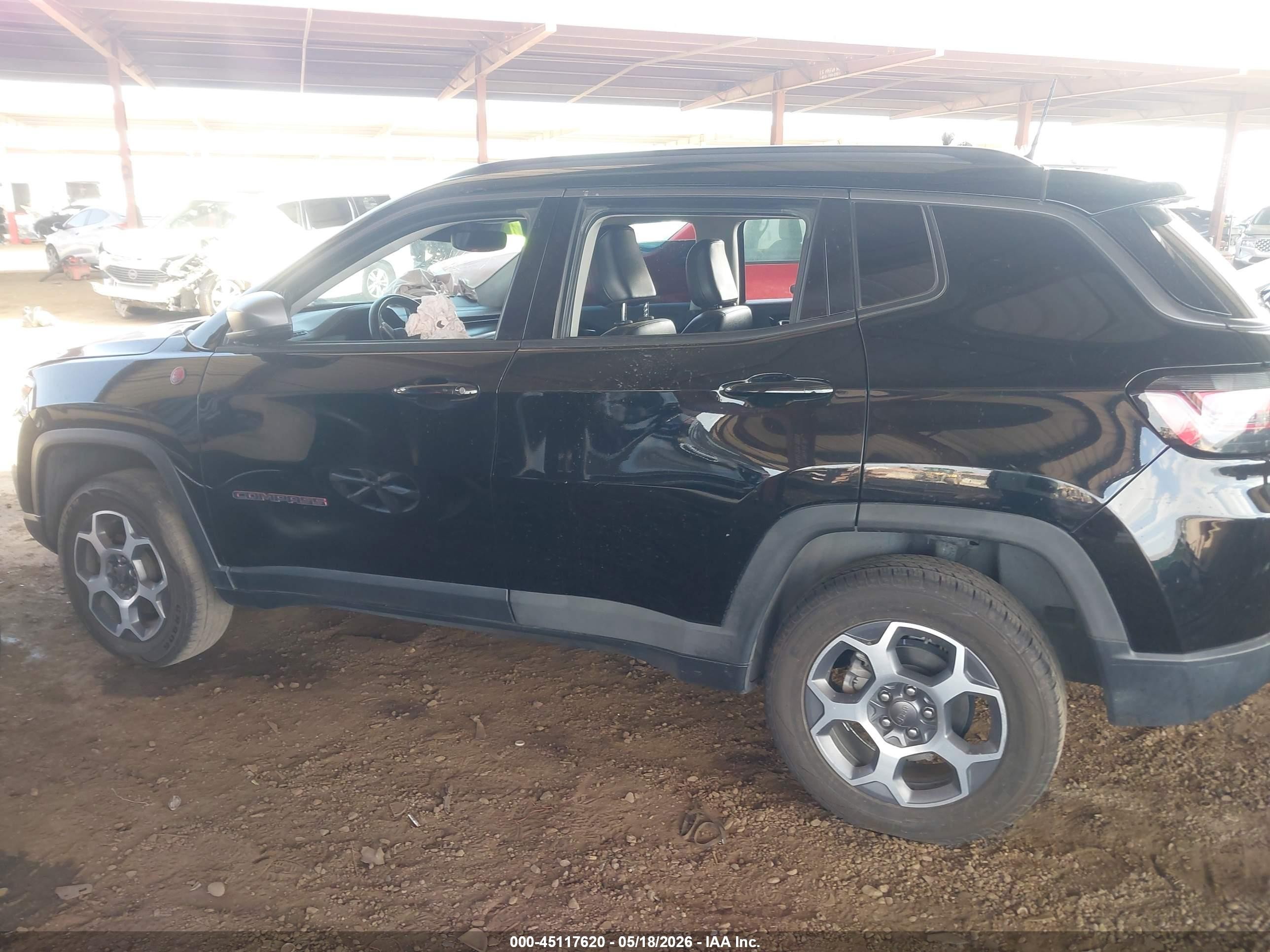 2022 Jeep Compass Trailhawk 4x4 Черный vin: 3C4NJDDB9NT163360