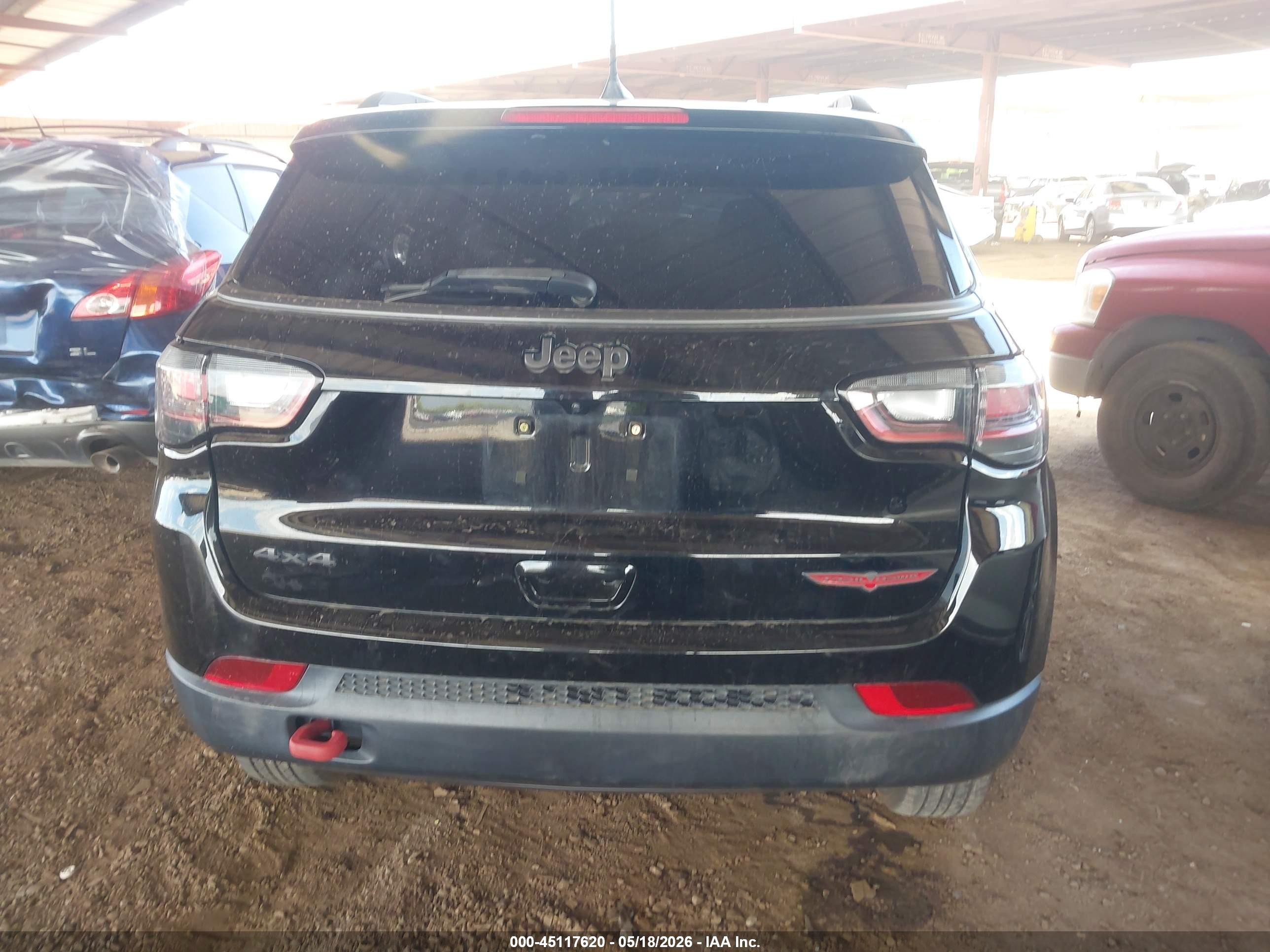 2022 Jeep Compass Trailhawk 4x4 Черный vin: 3C4NJDDB9NT163360