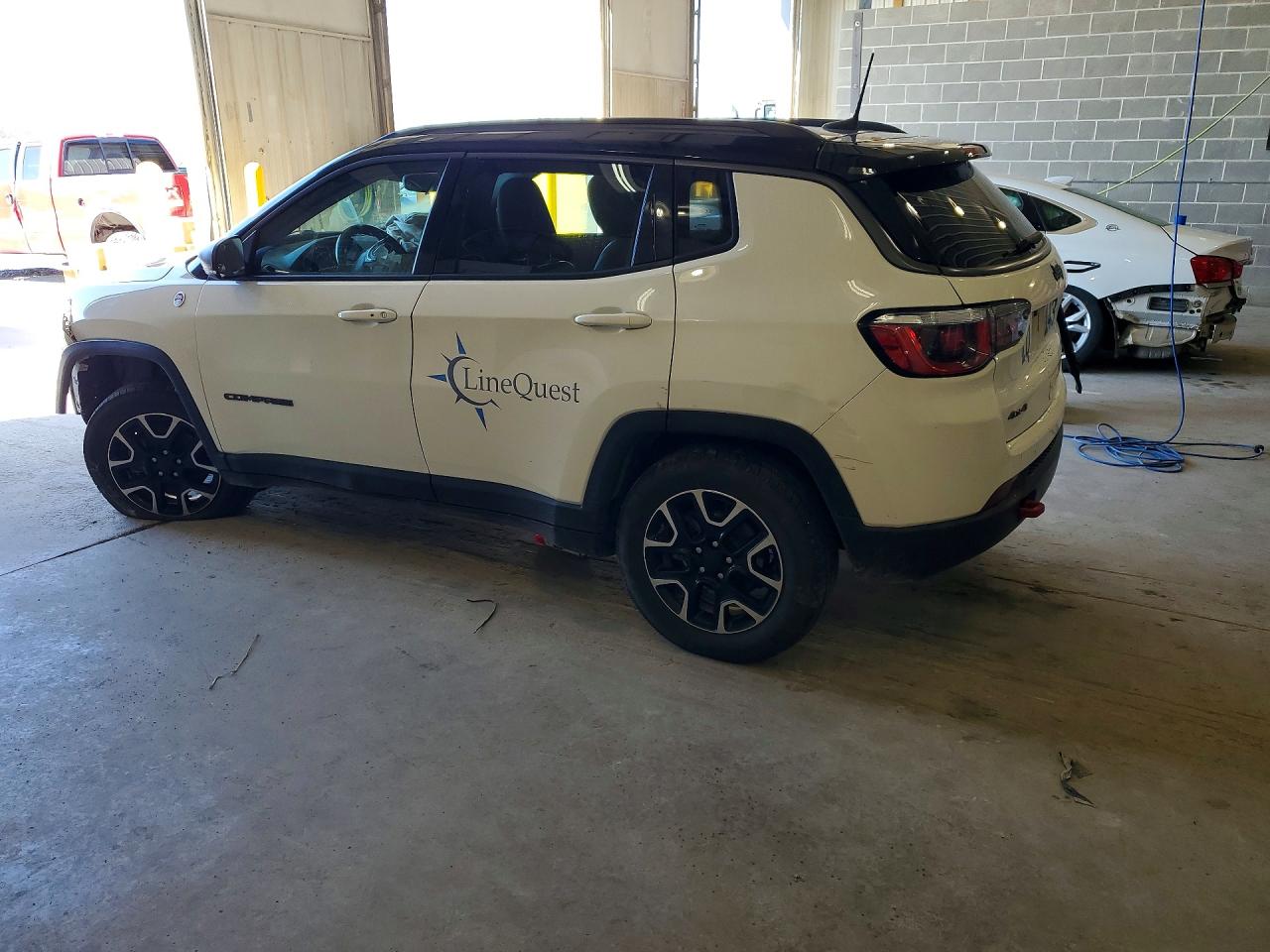 2020 Jeep Compass Trailhawk Белый vin: 3C4NJDDBXLT163381