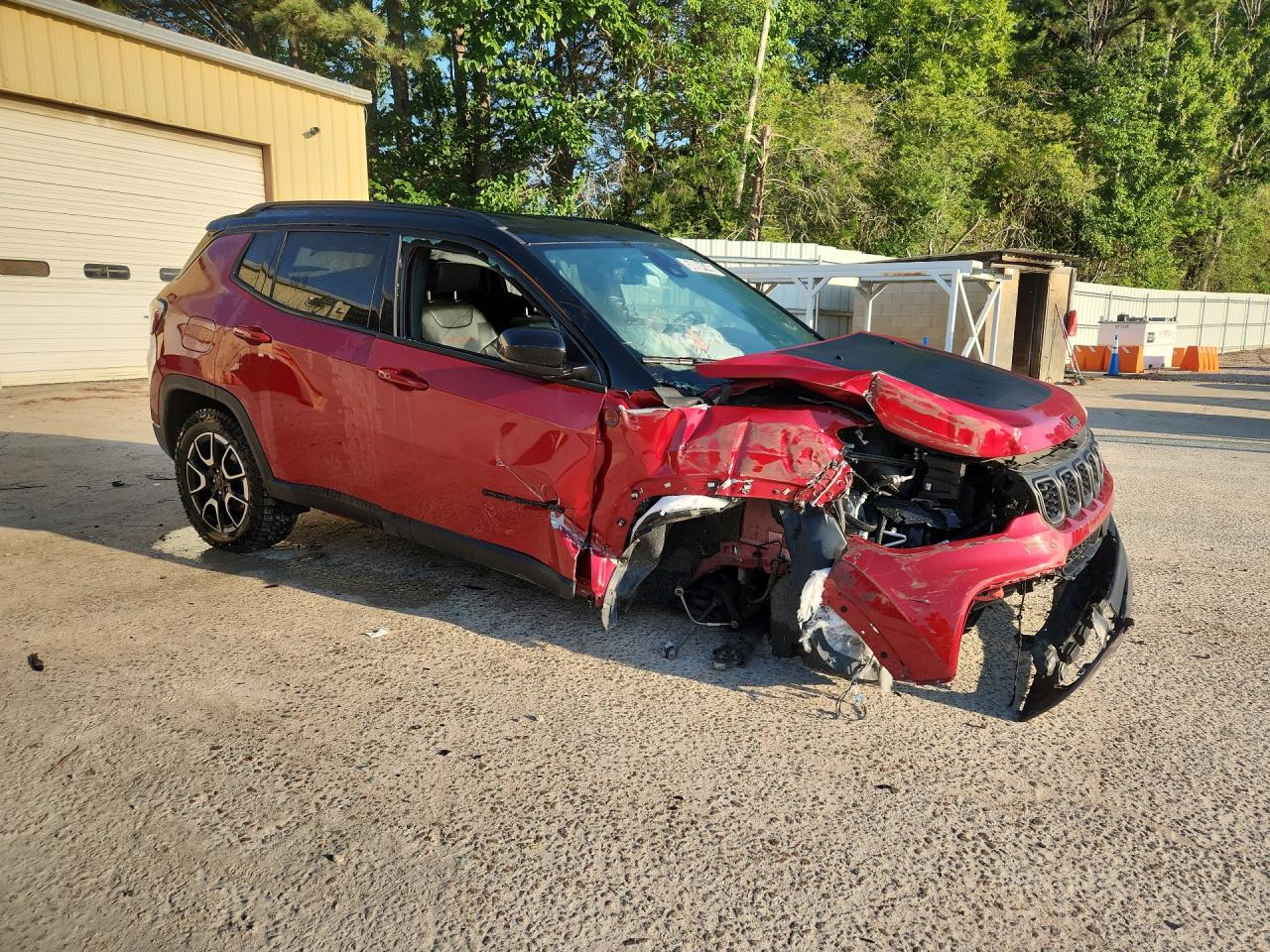 2025 Jeep Compass Trailhawk Red vin: 3C4NJDDN0ST522732 Damage: Front Bumper Cover Lower, Broken, Replacement Required