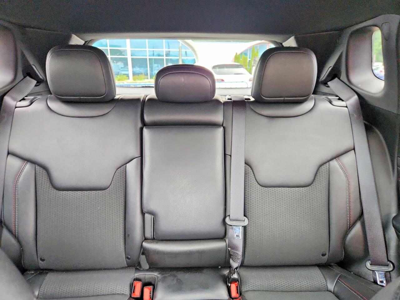2025 Jeep Compass Trailhawk Red vin: 3C4NJDDN4ST593478