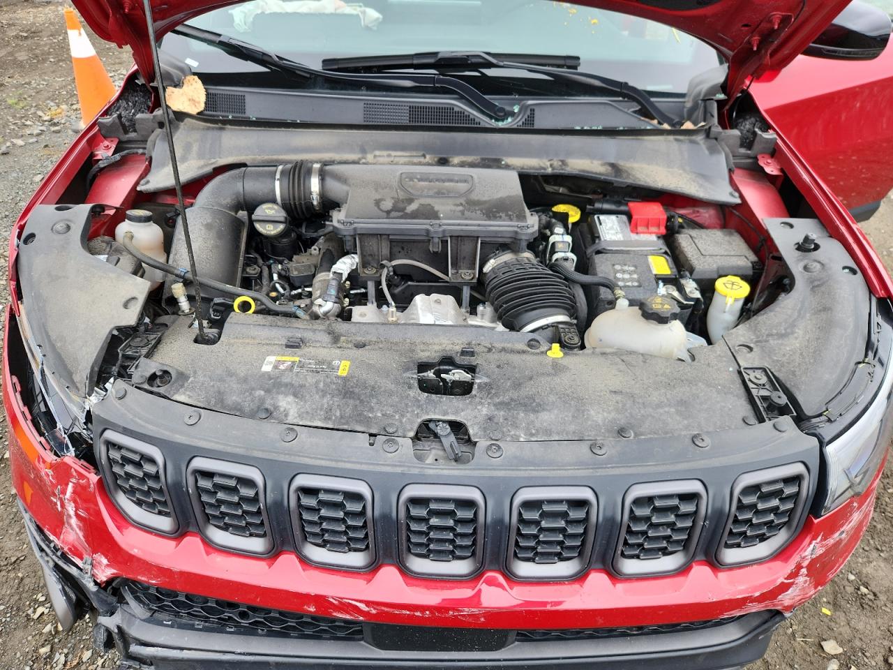 2025 Jeep Compass Trailhawk Red vin: 3C4NJDDN4ST593478 Damage: Right Head Lamp, Broken, Replacement Required