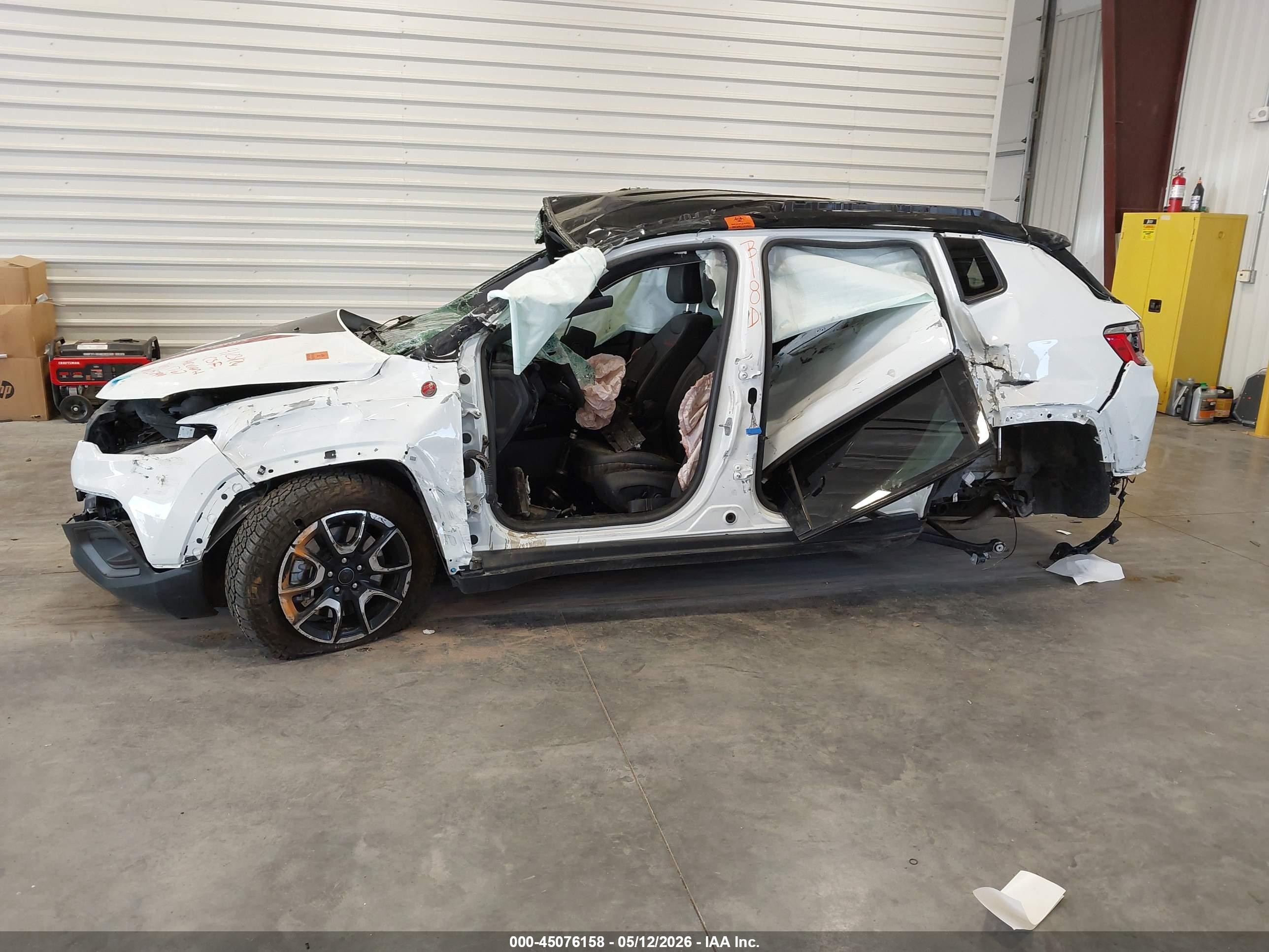 2026 Jeep Compass Trailhawk White vin: 3C4NJDDN9TT181767