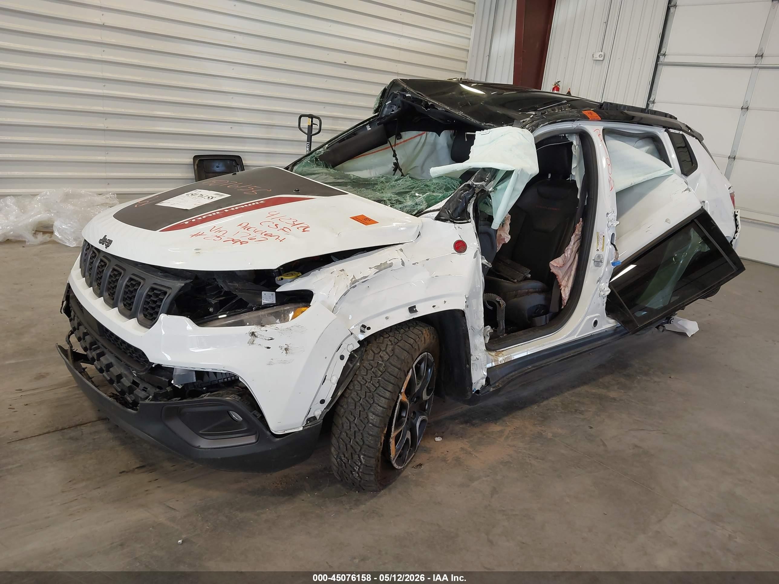 2026 Jeep Compass Trailhawk White vin: 3C4NJDDN9TT181767