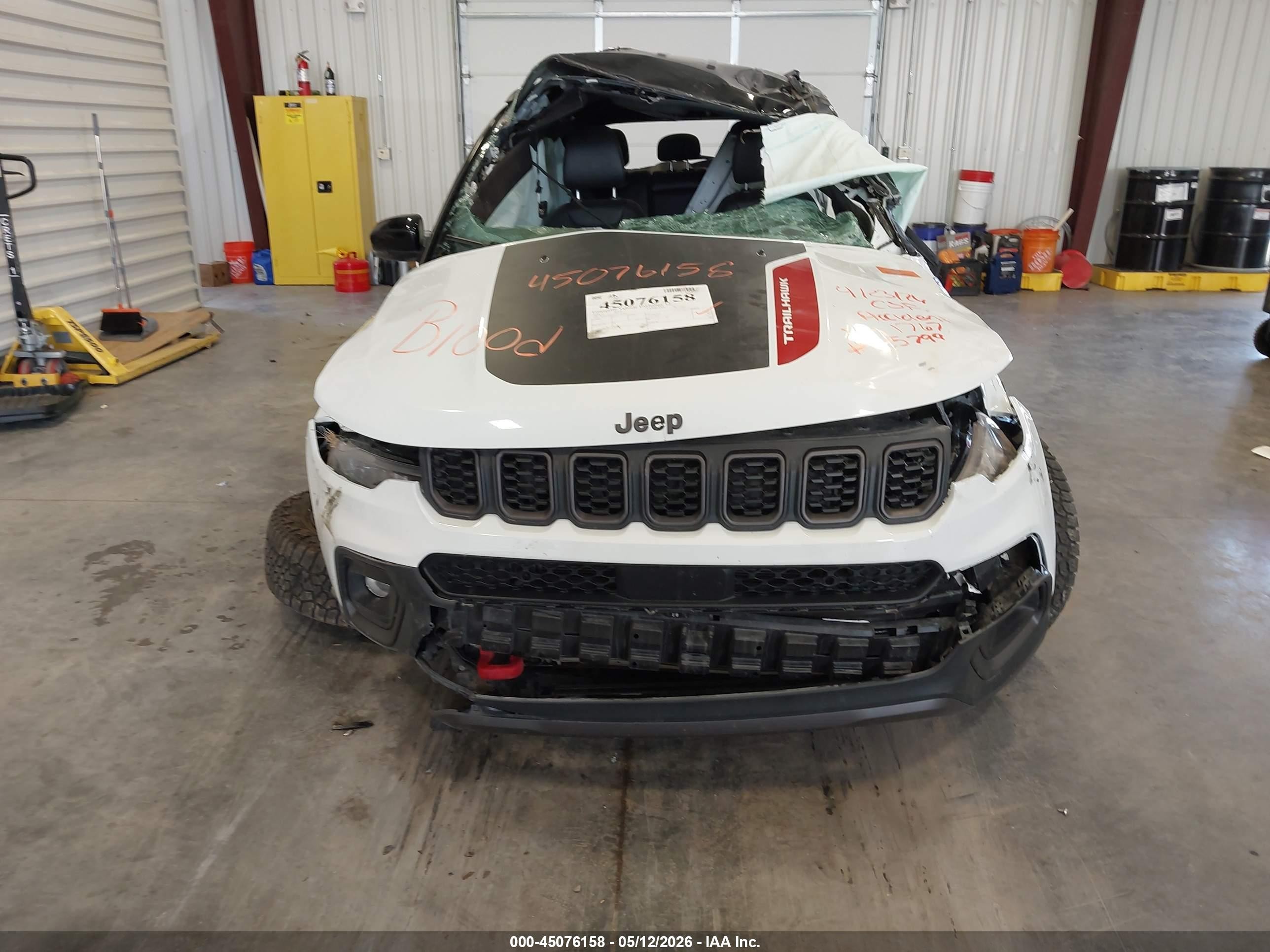 2026 Jeep Compass Trailhawk White vin: 3C4NJDDN9TT181767