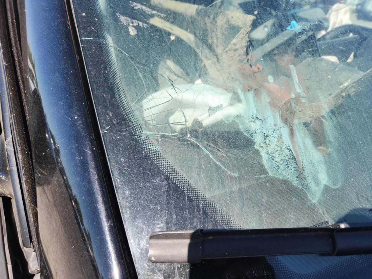 2023 Jeep Compass Trailhawk Gray vin: 3C4NJDDNXPT565790 Damage: Windshield, Broken, Replacement Required