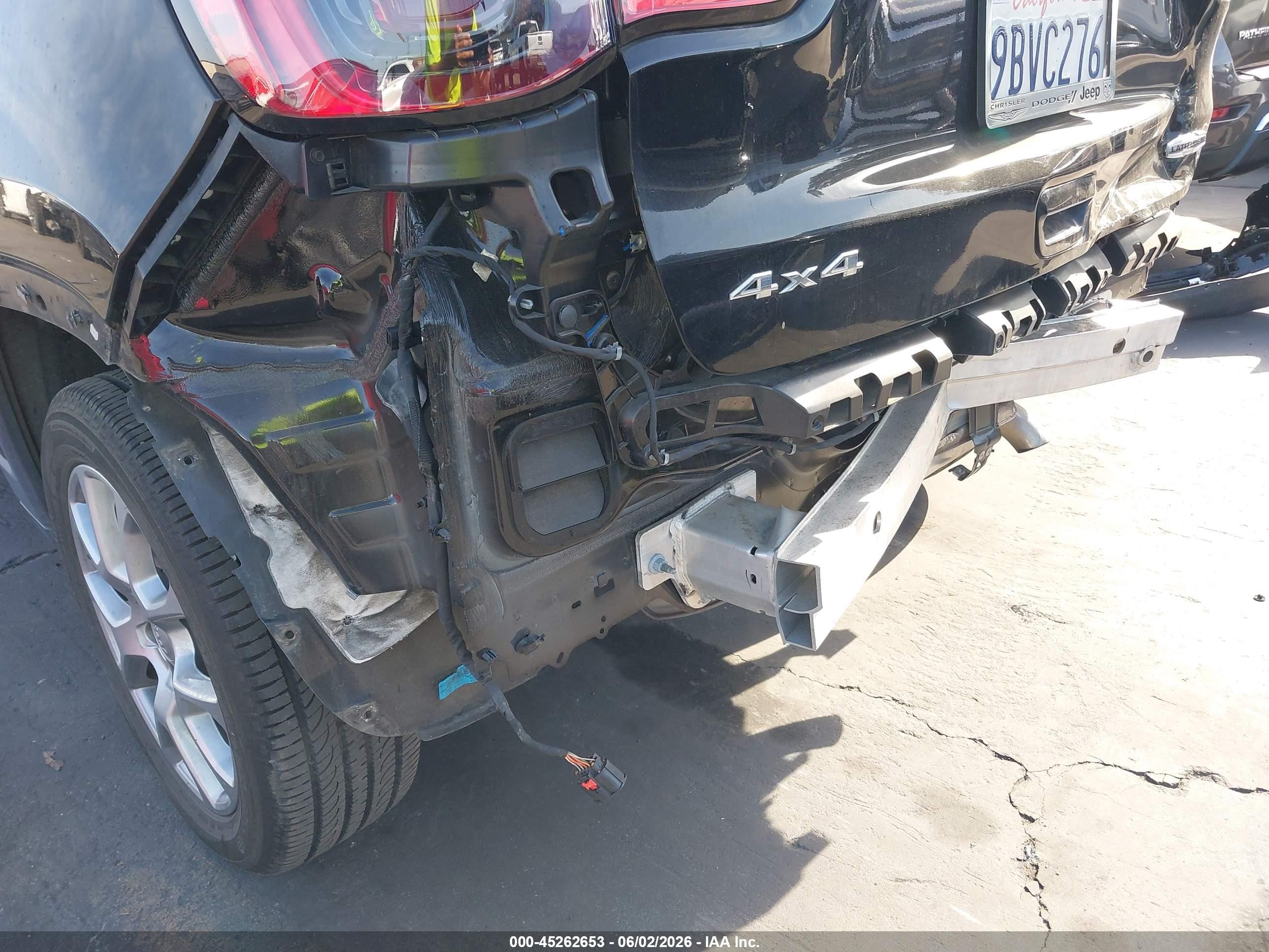 2022 Jeep Compass Latitude Lux 4x4 Black vin: 3C4NJDFB0NT177287