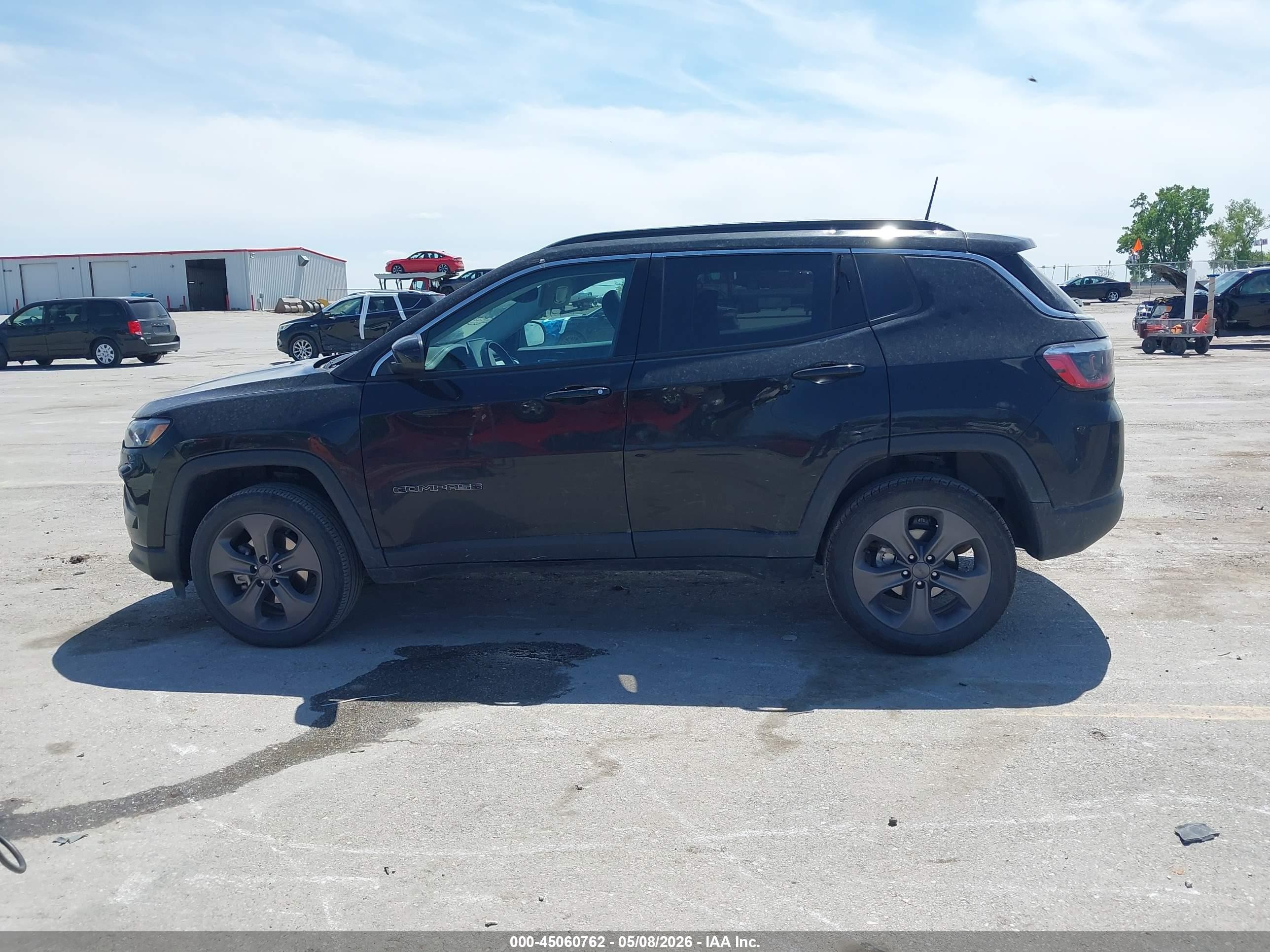 2022 Jeep Compass Latitude Lux 4x4 Black vin: 3C4NJDFB7NT135523
