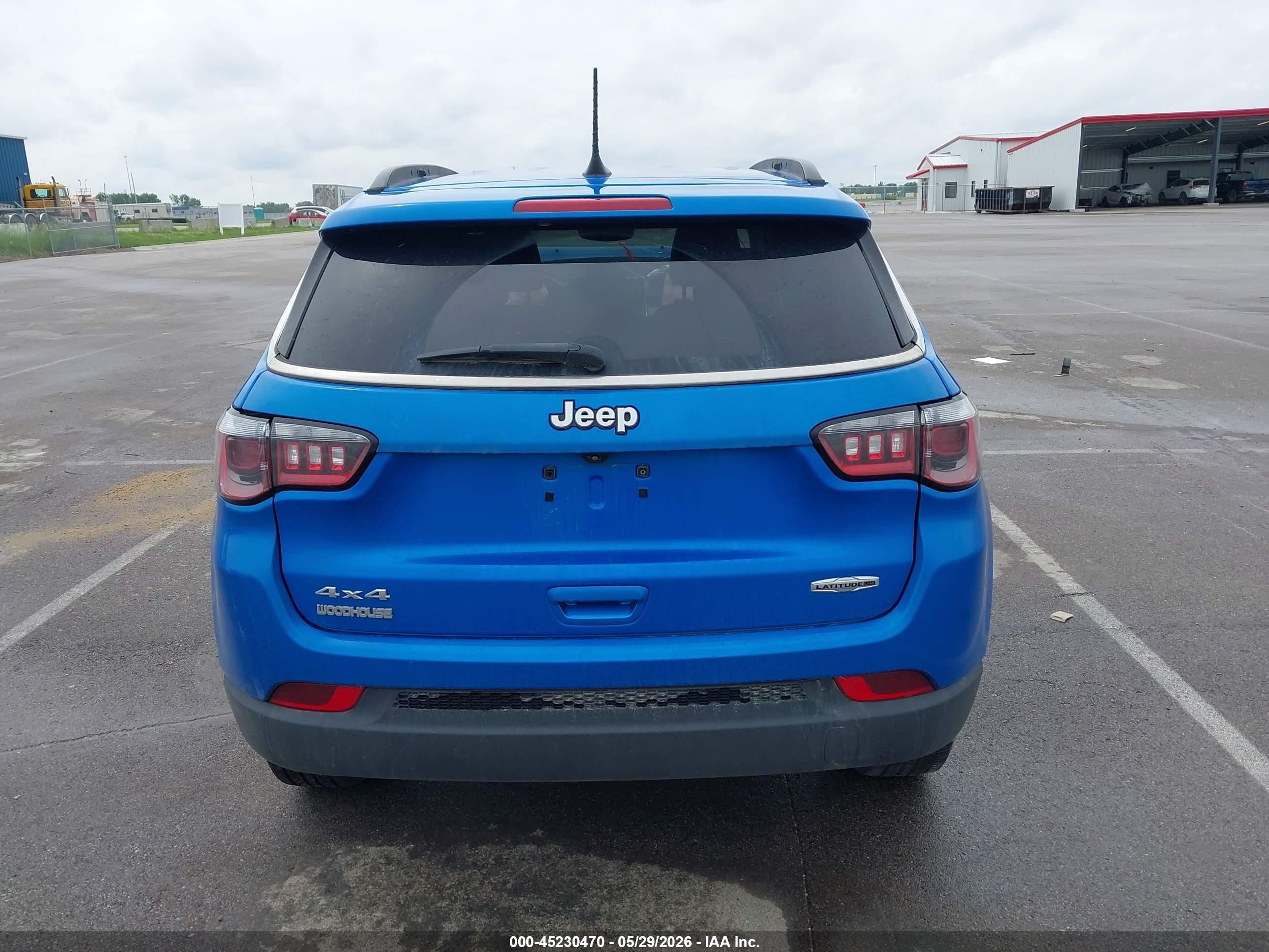 2022 Jeep Compass Latitude Lux 4x4 Blue vin: 3C4NJDFB7NT189906