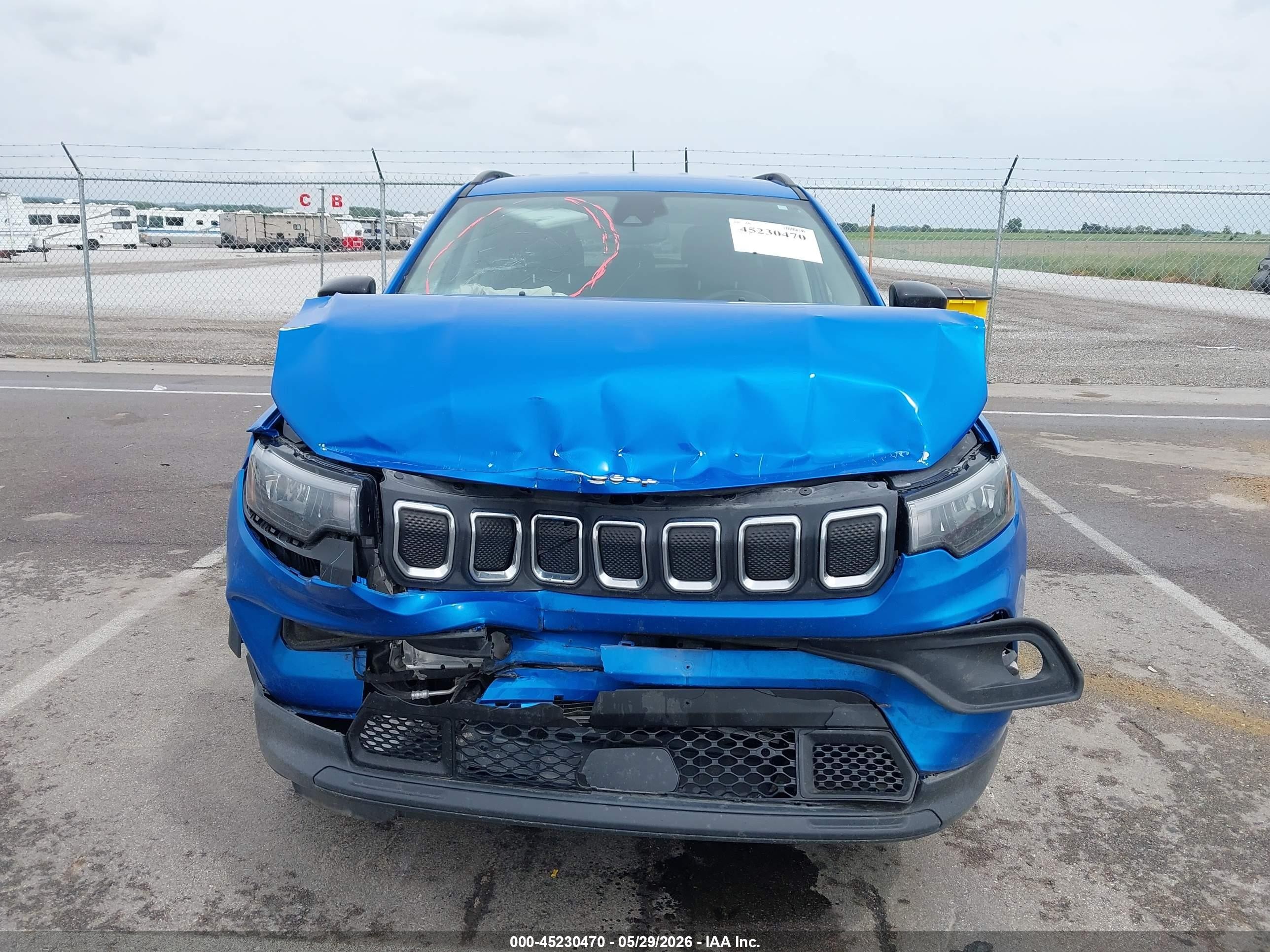 2022 Jeep Compass Latitude Lux 4x4 Blue vin: 3C4NJDFB7NT189906