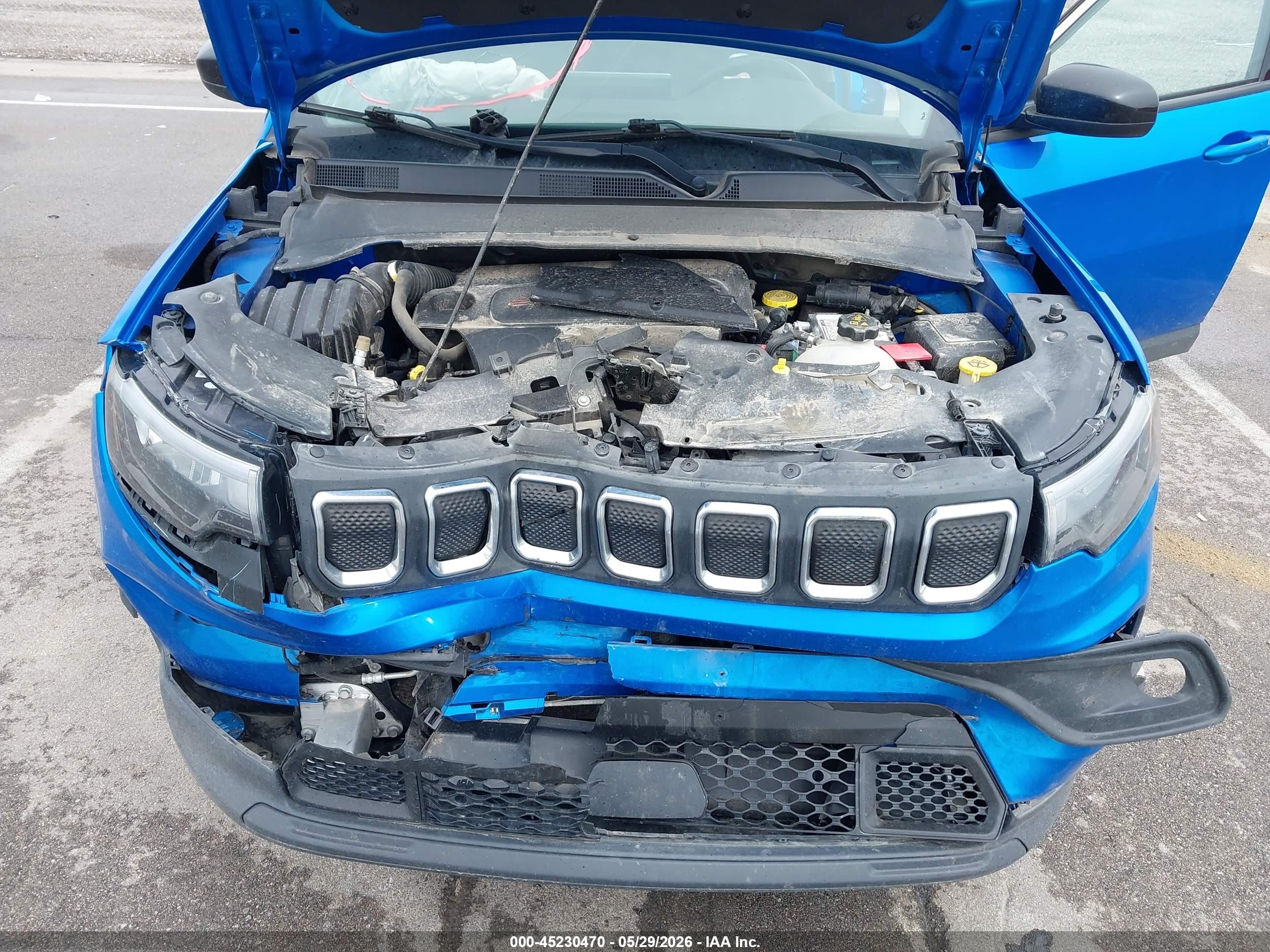 2022 Jeep Compass Latitude Lux 4x4 Blue vin: 3C4NJDFB7NT189906