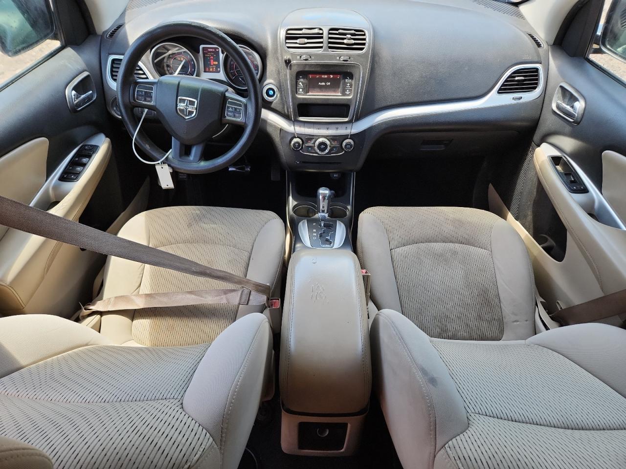 2013 Dodge Journey Se Угольный vin: 3C4PDCAB0DT563613 Damage: Front Center Armrest, Worn, Replacement Required