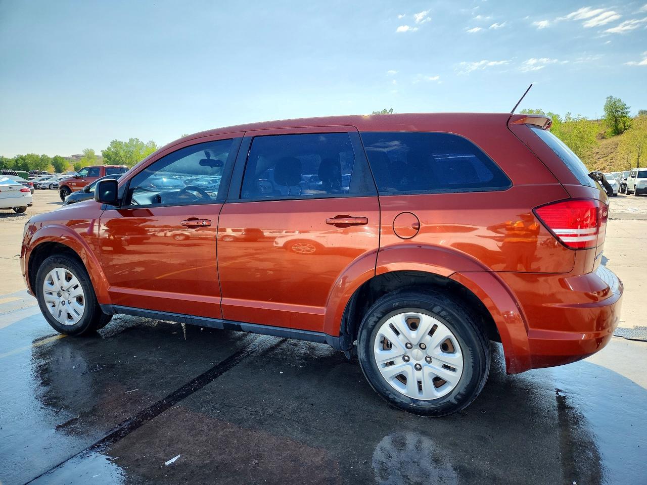 2014 Dodge Journey Se Orange vin: 3C4PDCAB0ET134036