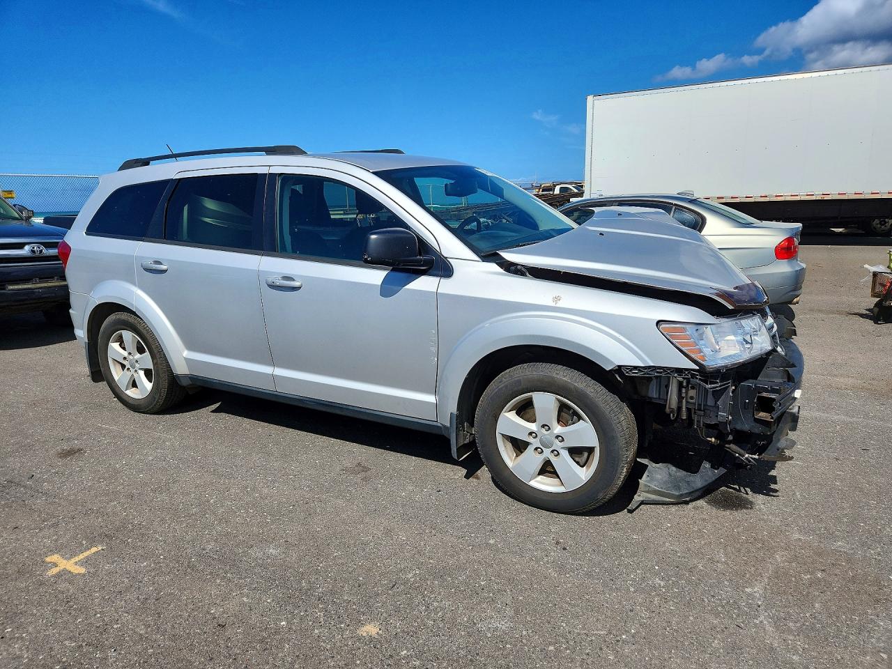 2014 Dodge Journey Se Silver vin: 3C4PDCAB0ET172463