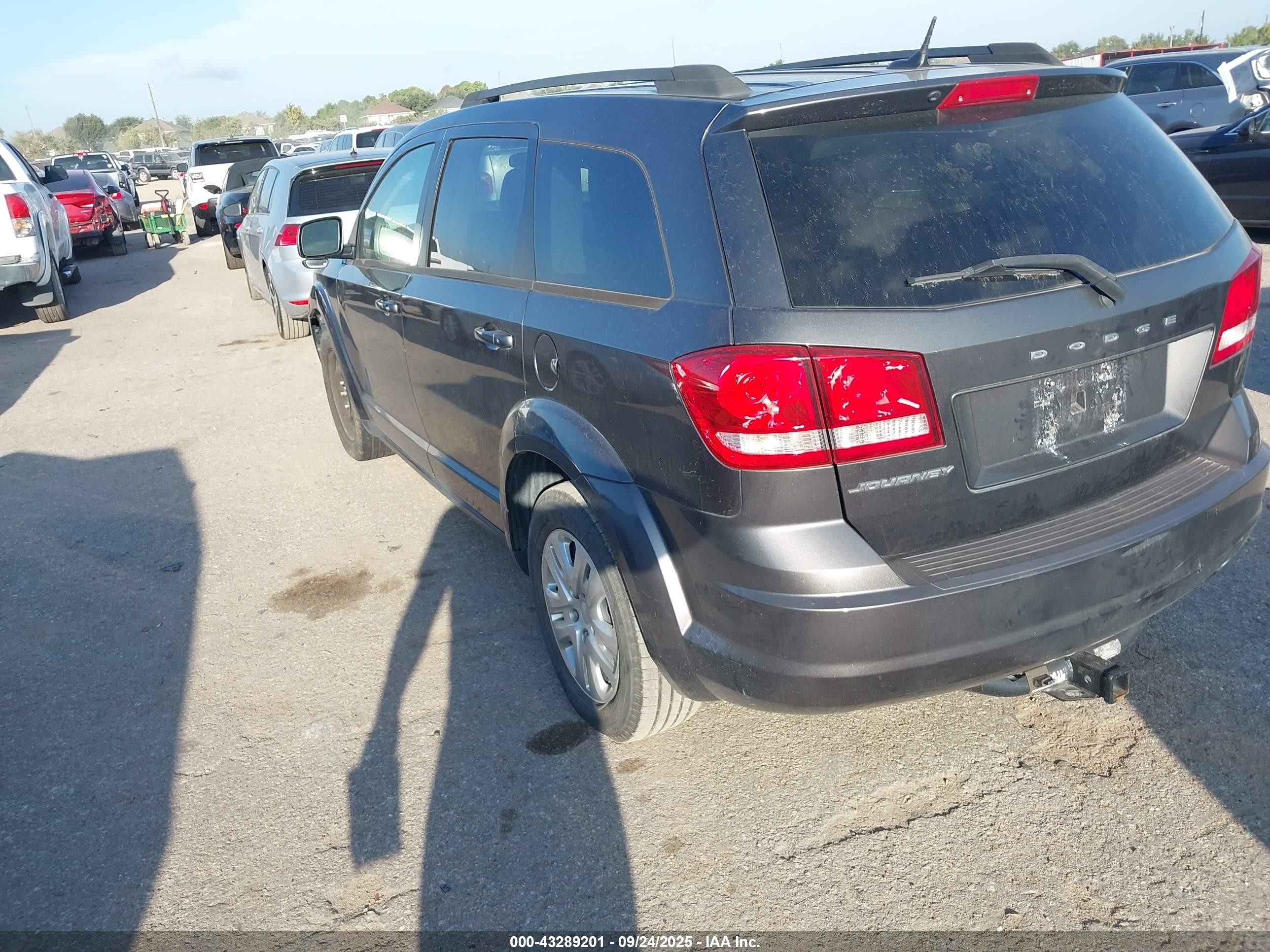 2015 Dodge Journey Se Gray vin: 3C4PDCAB0FT511370