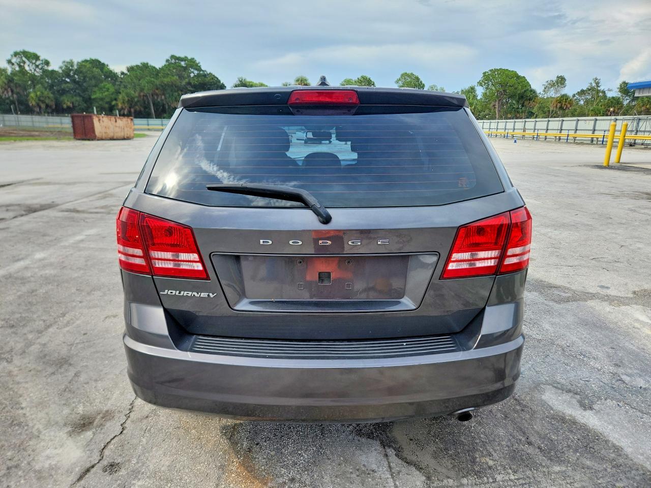 2015 Dodge Journey Se Gray vin: 3C4PDCAB0FT748019
