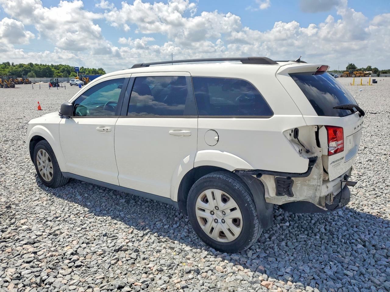 2017 Dodge Journey Se White vin: 3C4PDCAB0HT503854