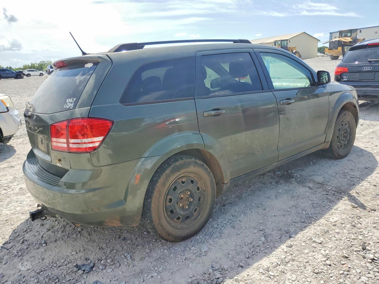 2018 Dodge Journey Se Green vin: 3C4PDCAB0JT208677