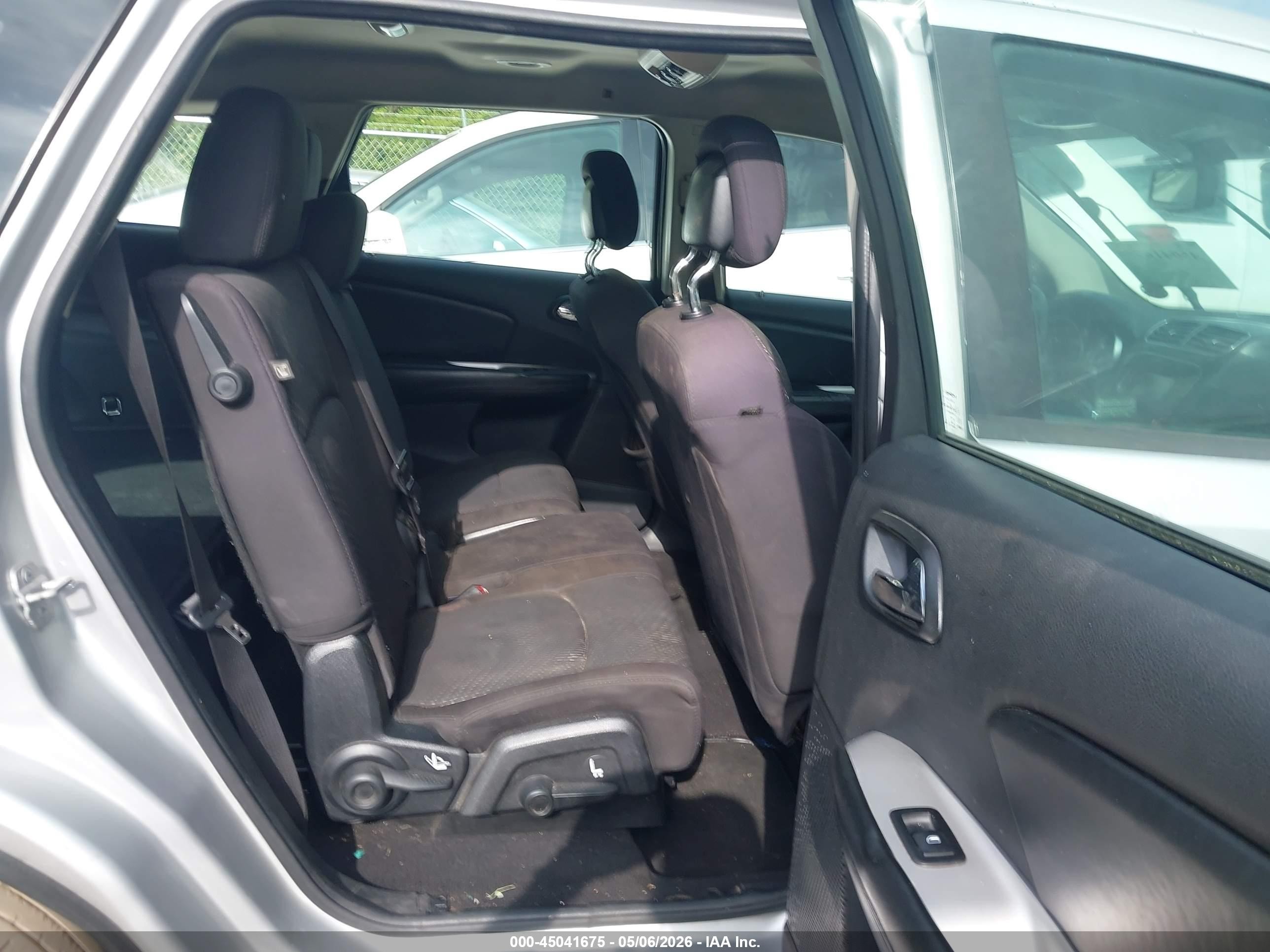 2014 Dodge Journey American Value Pkg Silver vin: 3C4PDCAB1ET170303