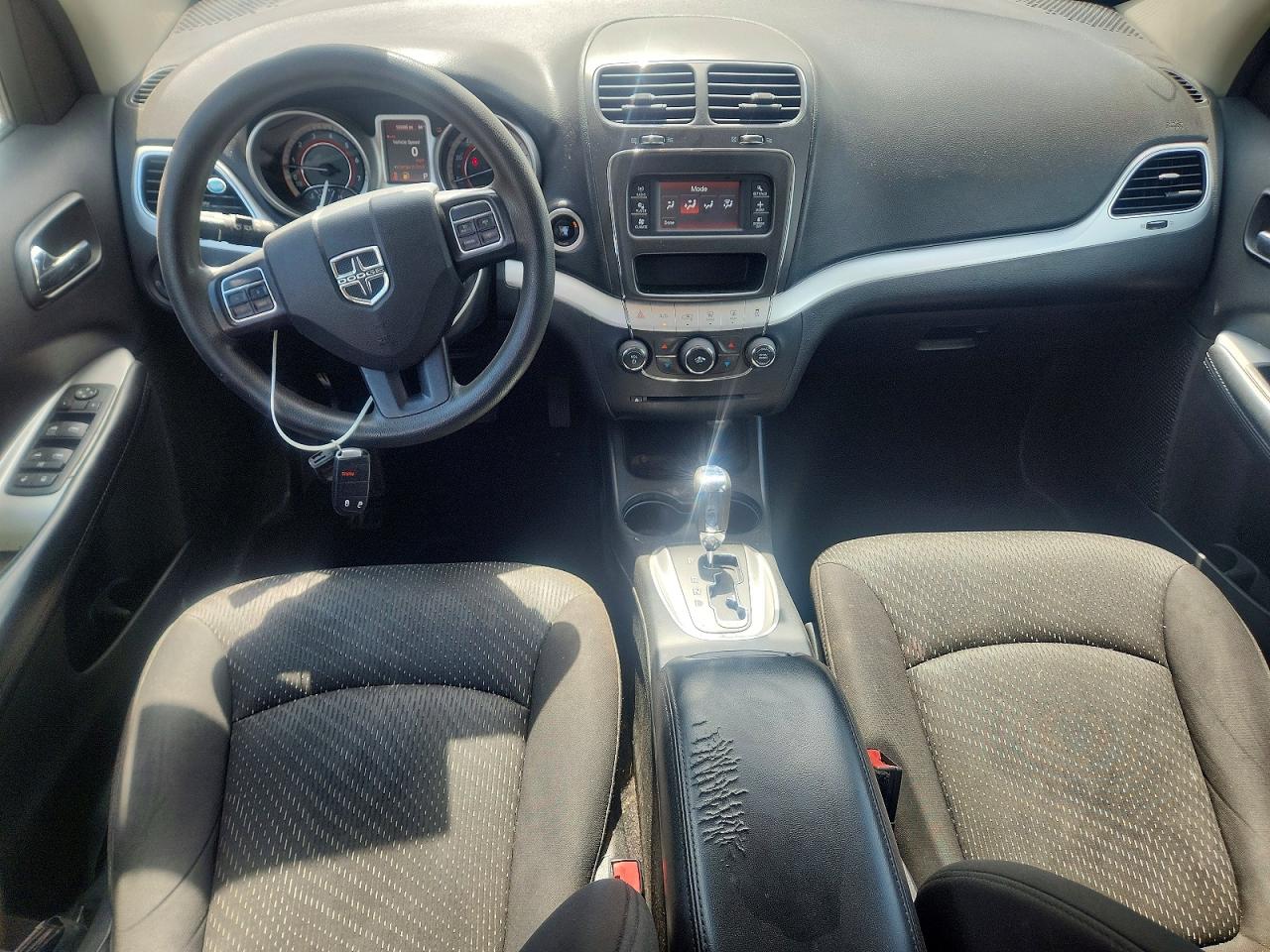 2015 Dodge Journey Se Белый vin: 3C4PDCAB1FT597563
