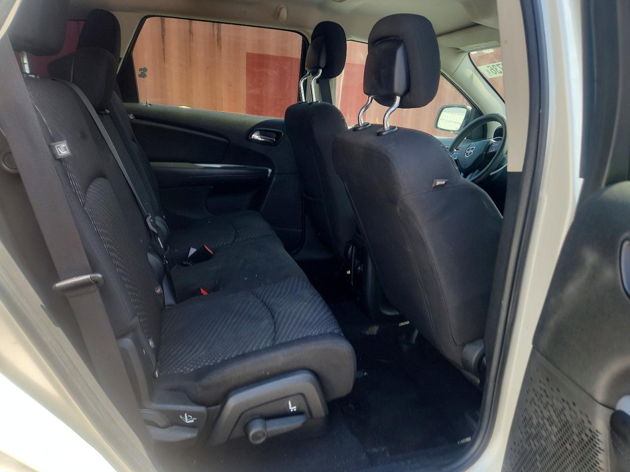 2015 Dodge Journey Se Белый vin: 3C4PDCAB1FT597563
