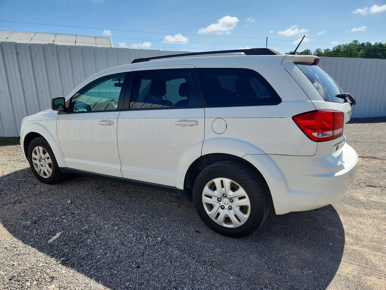 2015 Dodge Journey Se White vin: 3C4PDCAB1FT614393