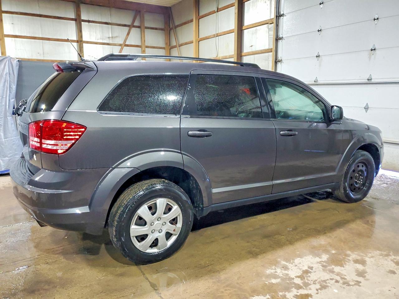2016 Dodge Journey Se Gray vin: 3C4PDCAB1GT175620