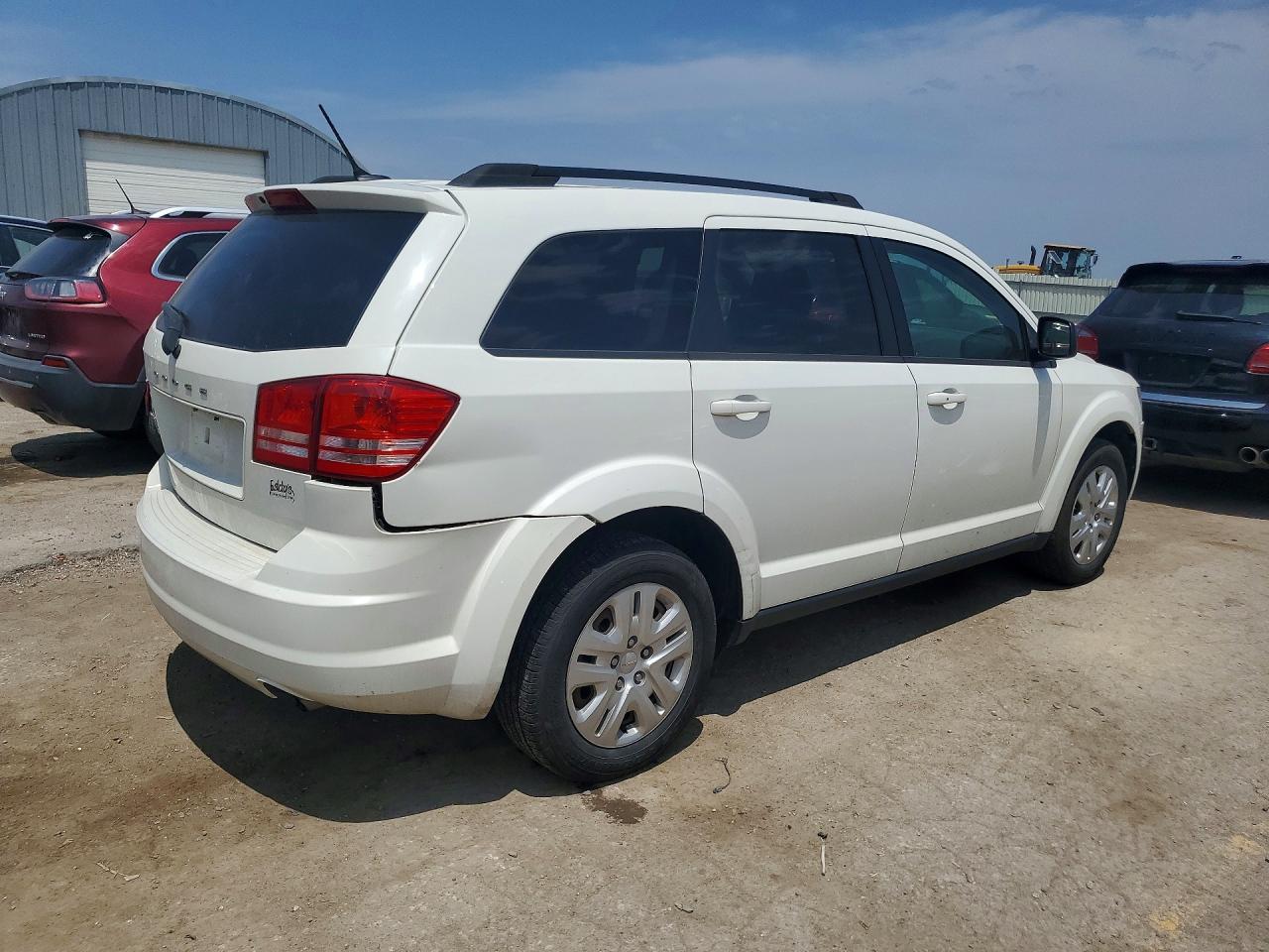 2017 Dodge Journey Se White vin: 3C4PDCAB1HT599414