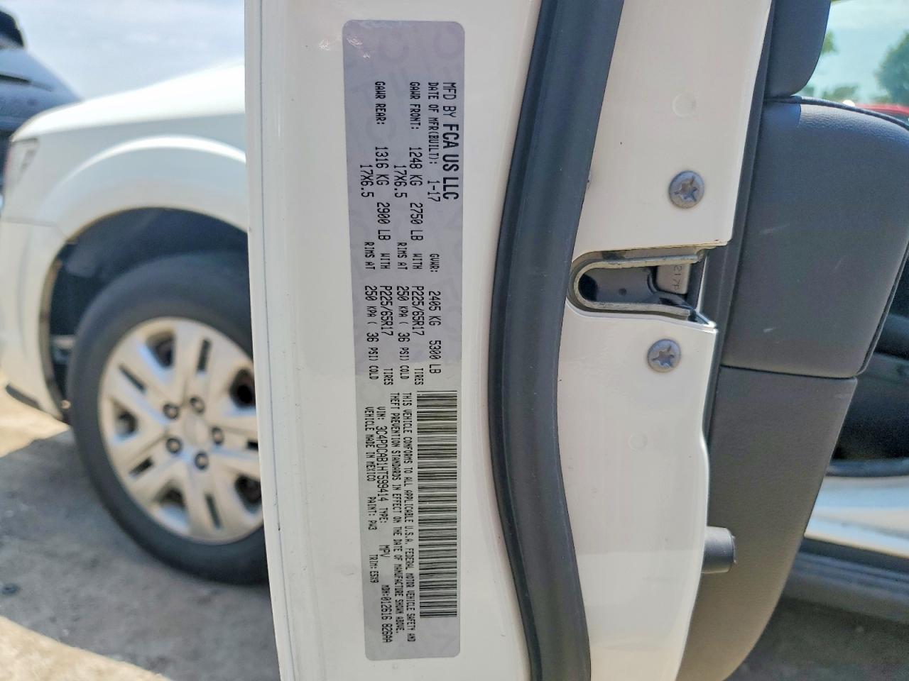 2017 Dodge Journey Se White vin: 3C4PDCAB1HT599414