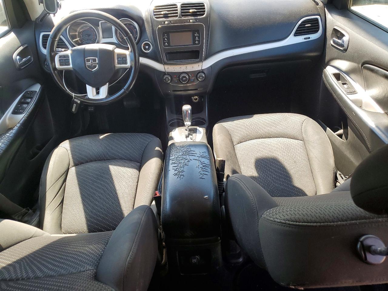 2018 Dodge Journey Se Gray vin: 3C4PDCAB1JT428569