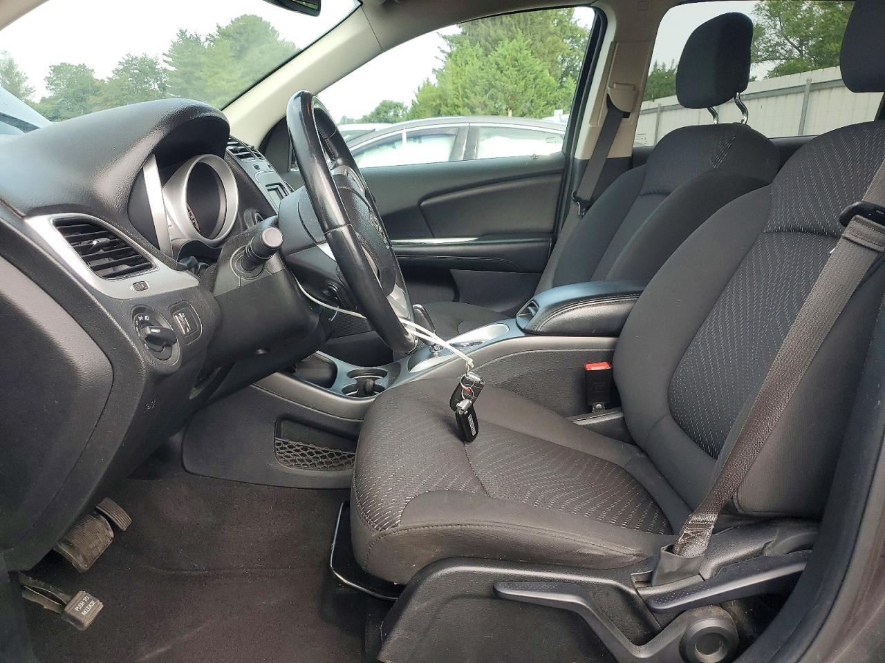 2018 Dodge Journey Se Серый vin: 3C4PDCAB1JT531670