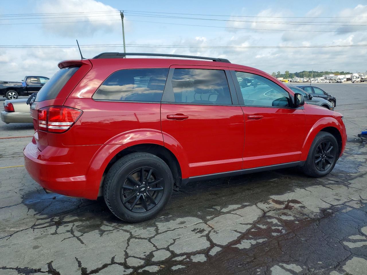 2020 Dodge Journey Se Red vin: 3C4PDCAB1LT199779