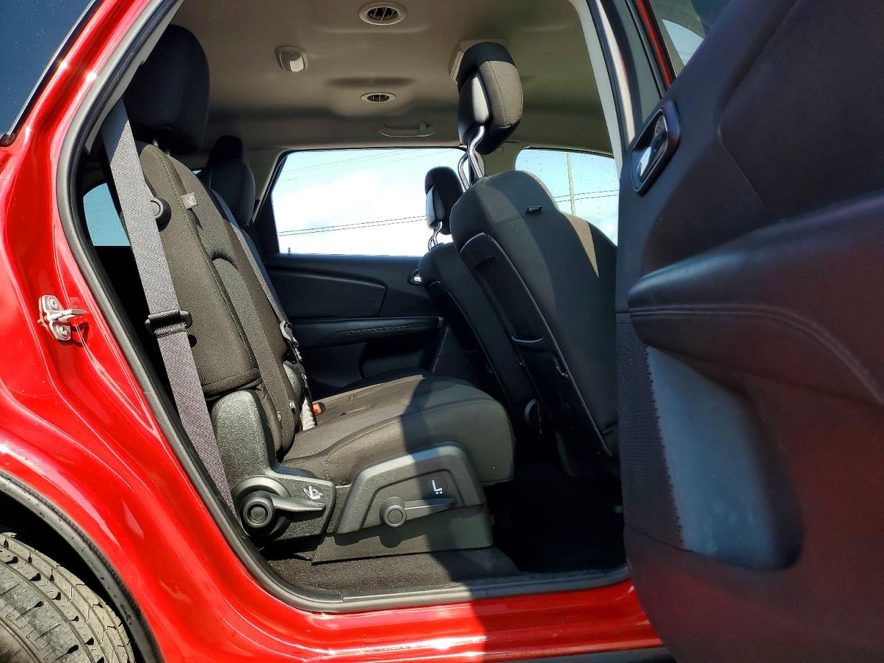 2020 Dodge Journey Se Red vin: 3C4PDCAB1LT199779