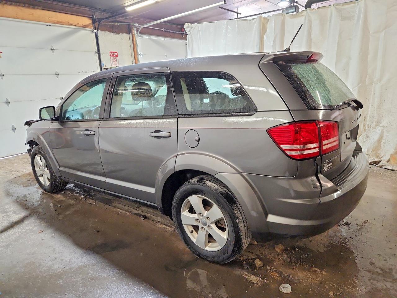 2013 Dodge Journey Se Gray vin: 3C4PDCAB2DT529883