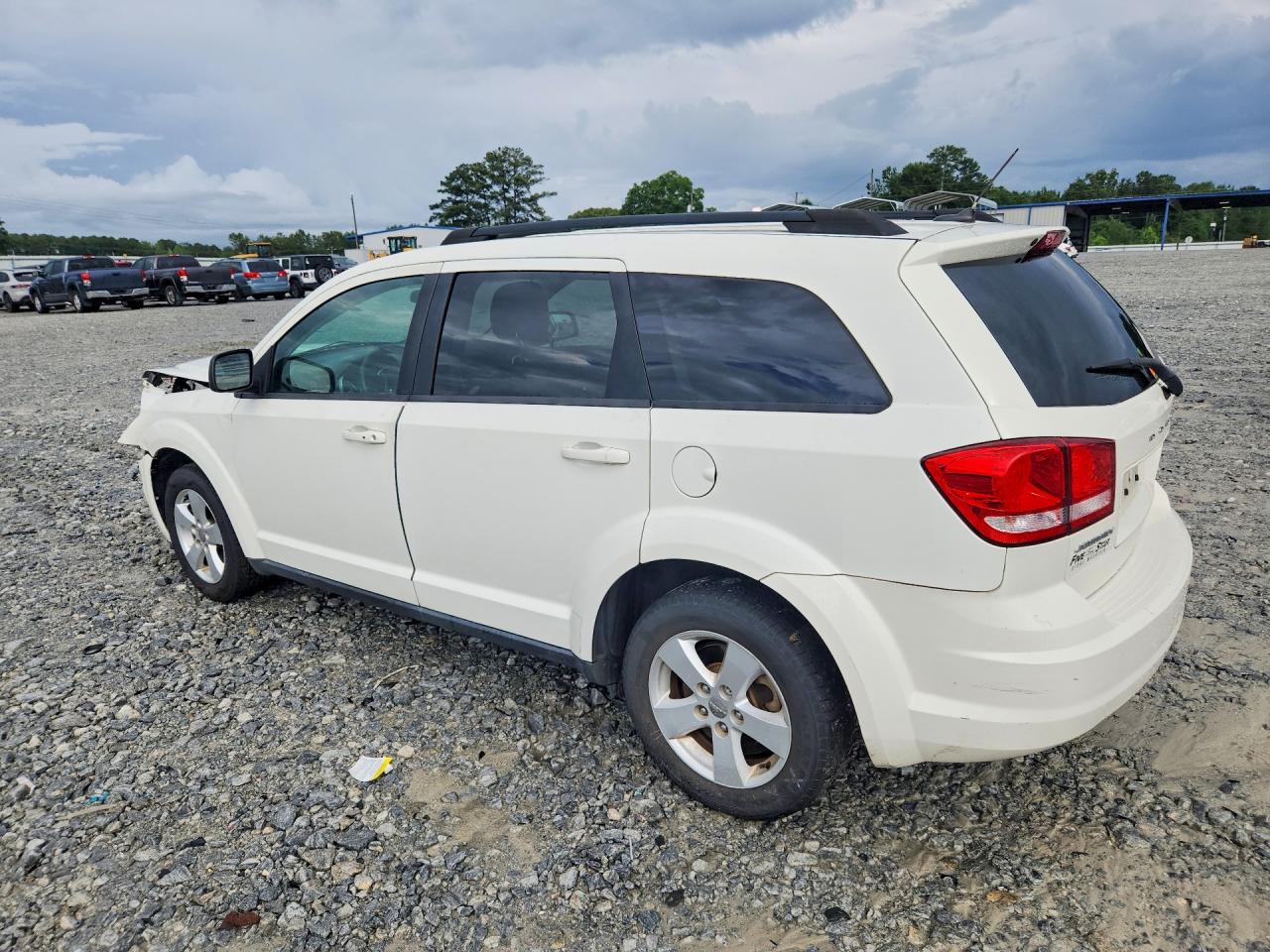 2013 Dodge Journey Se White vin: 3C4PDCAB2DT610379