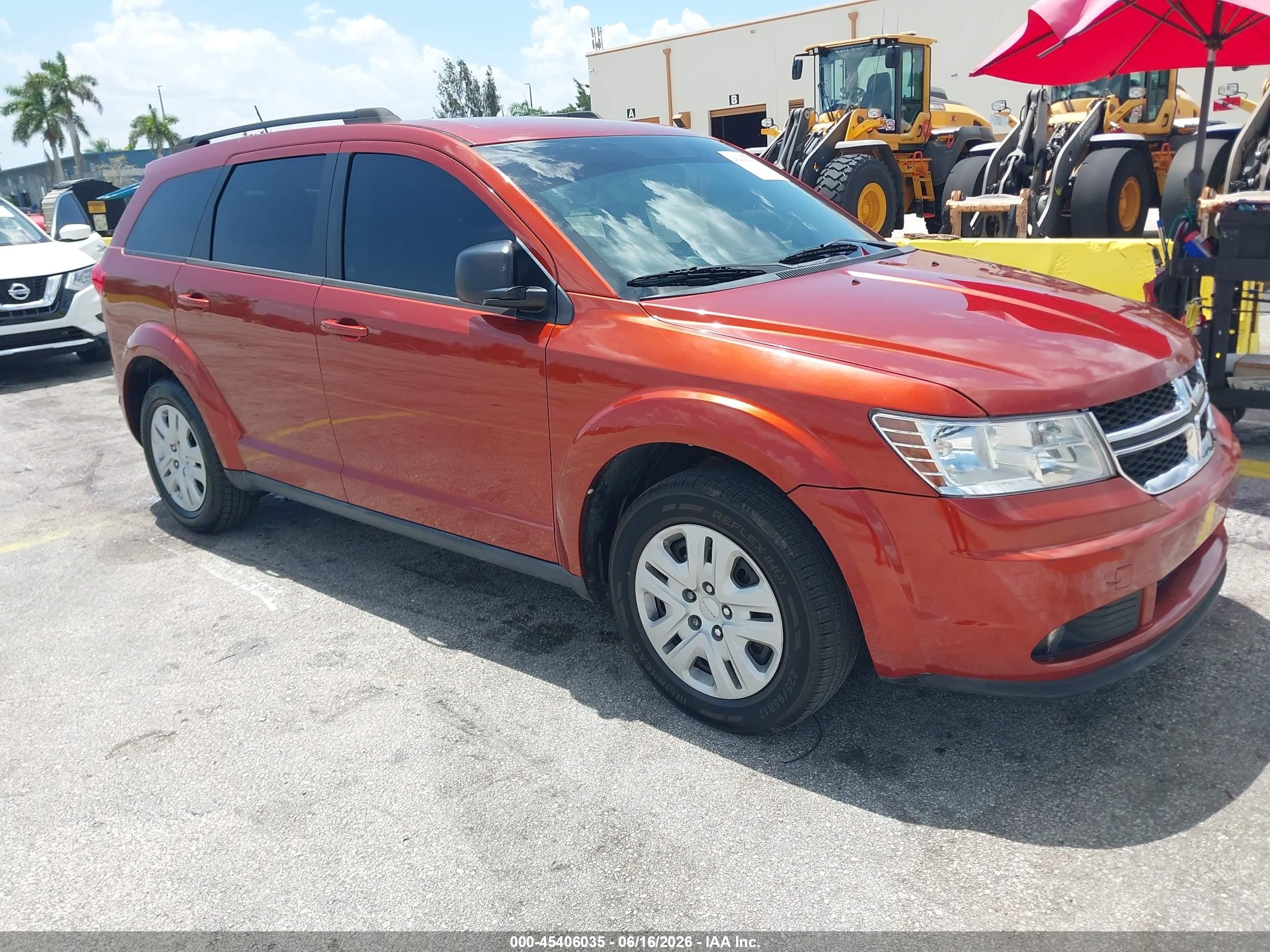 2014 Dodge Journey Se Orange vin: 3C4PDCAB2ET314652