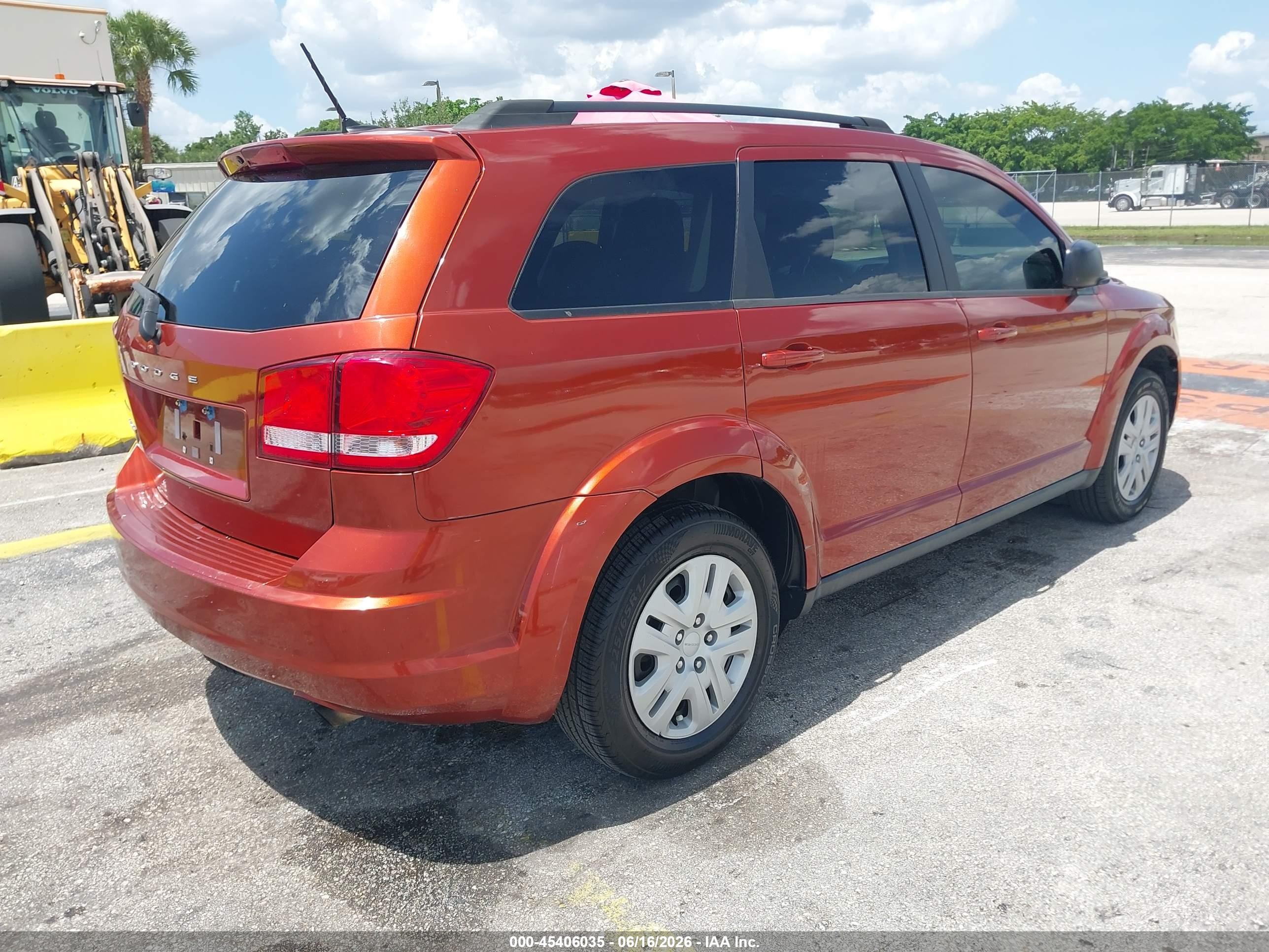 2014 Dodge Journey Se Orange vin: 3C4PDCAB2ET314652