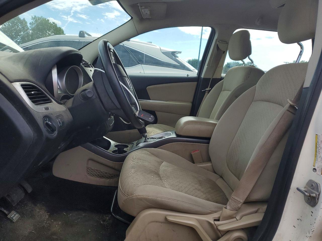 2015 Dodge Journey Se Белый vin: 3C4PDCAB2FT587365