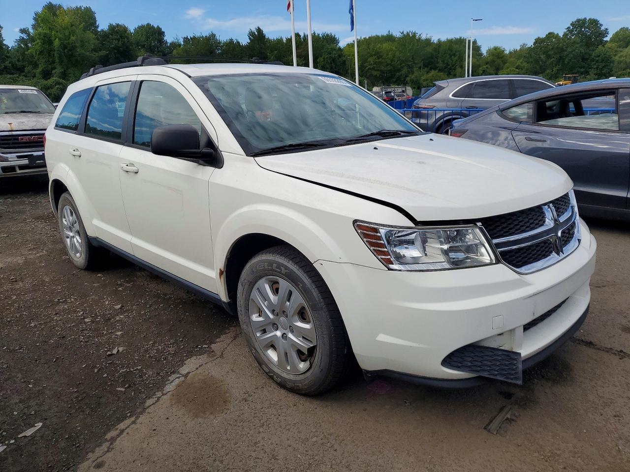 2015 Dodge Journey Se Белый vin: 3C4PDCAB2FT587365