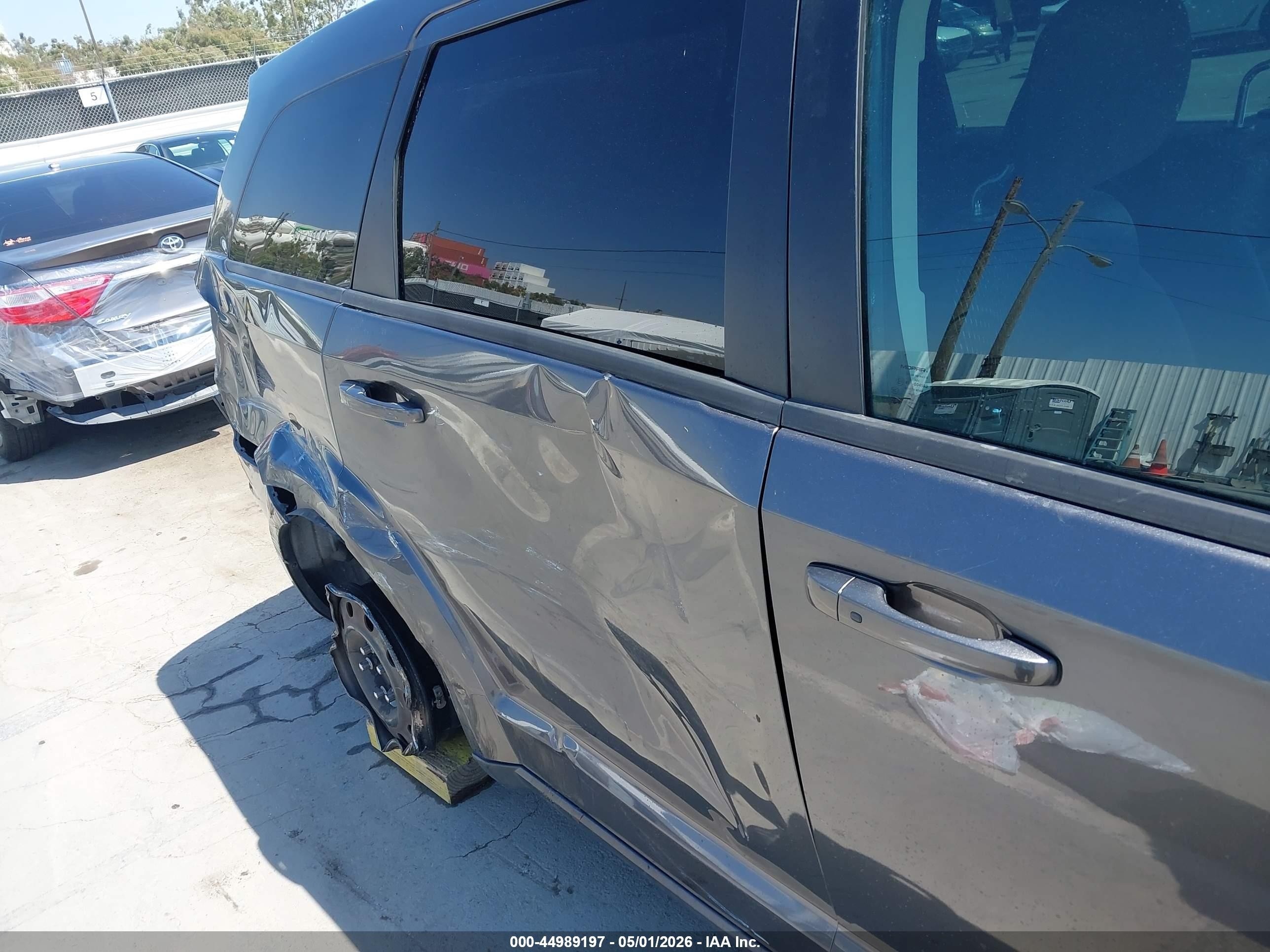 2015 Dodge Journey American Value Pkg Gray vin: 3C4PDCAB2FT599936