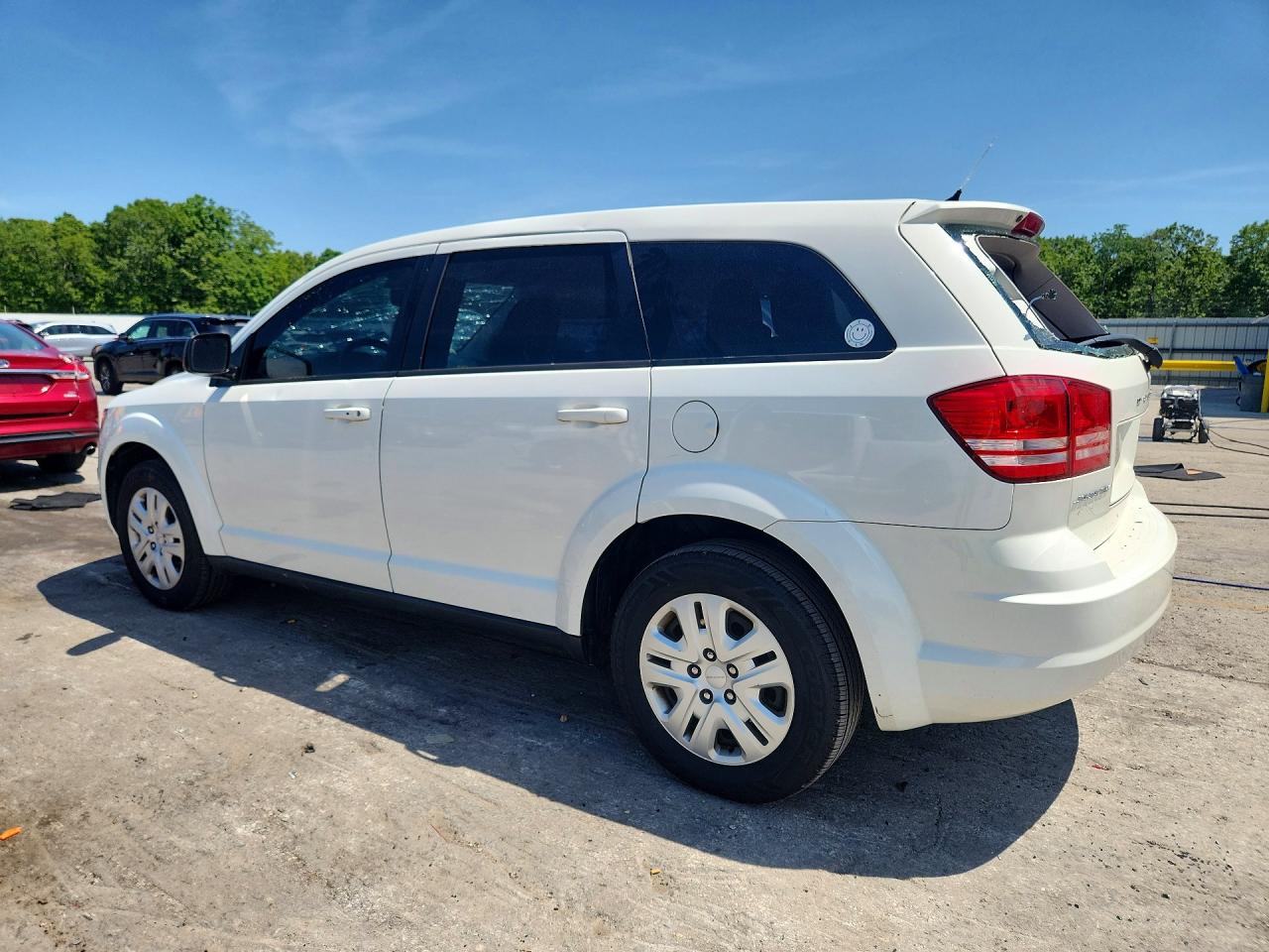 2015 Dodge Journey Se Белый vin: 3C4PDCAB2FT753108