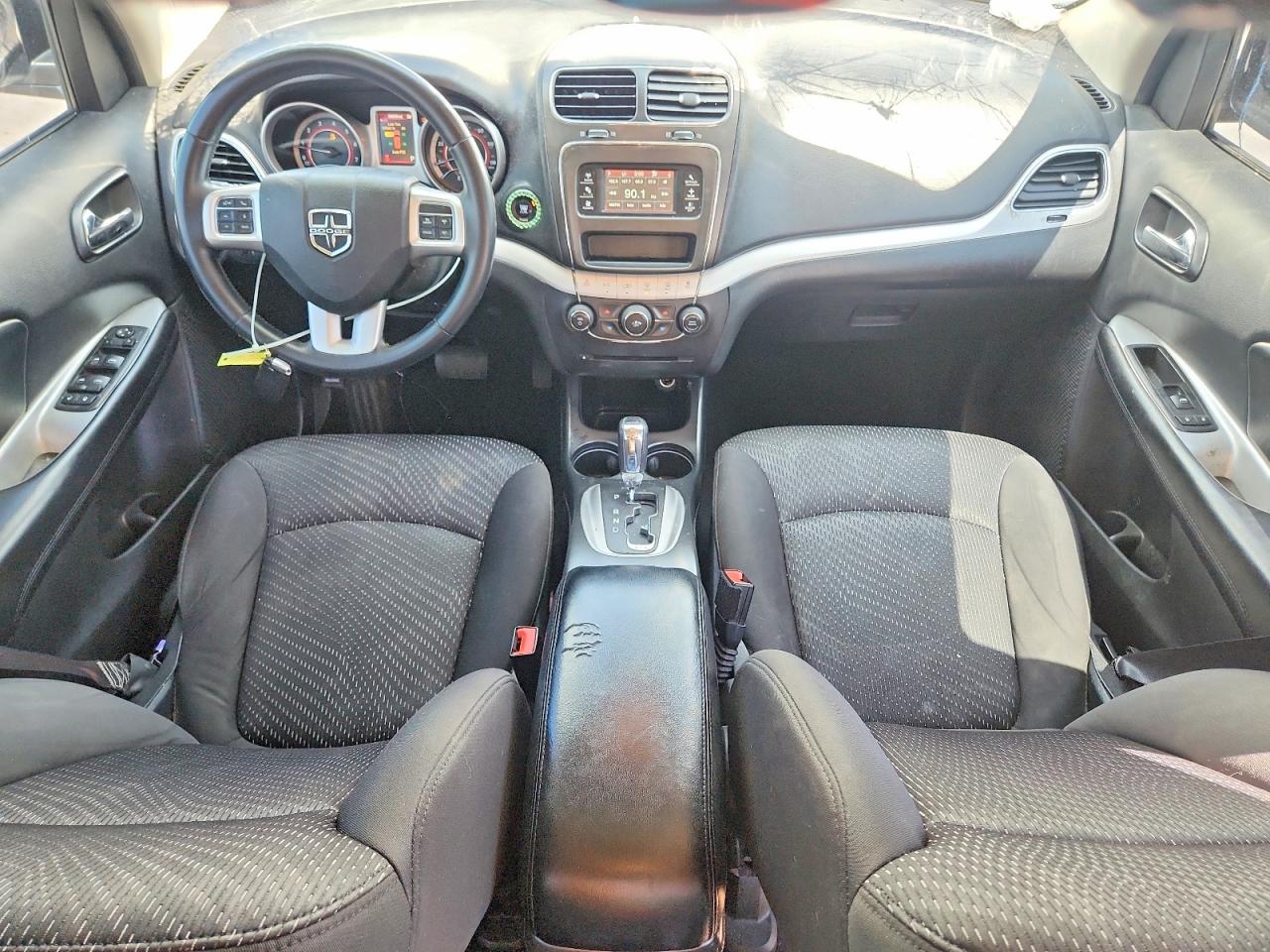 2015 Dodge Journey Se Белый vin: 3C4PDCAB2FT753108