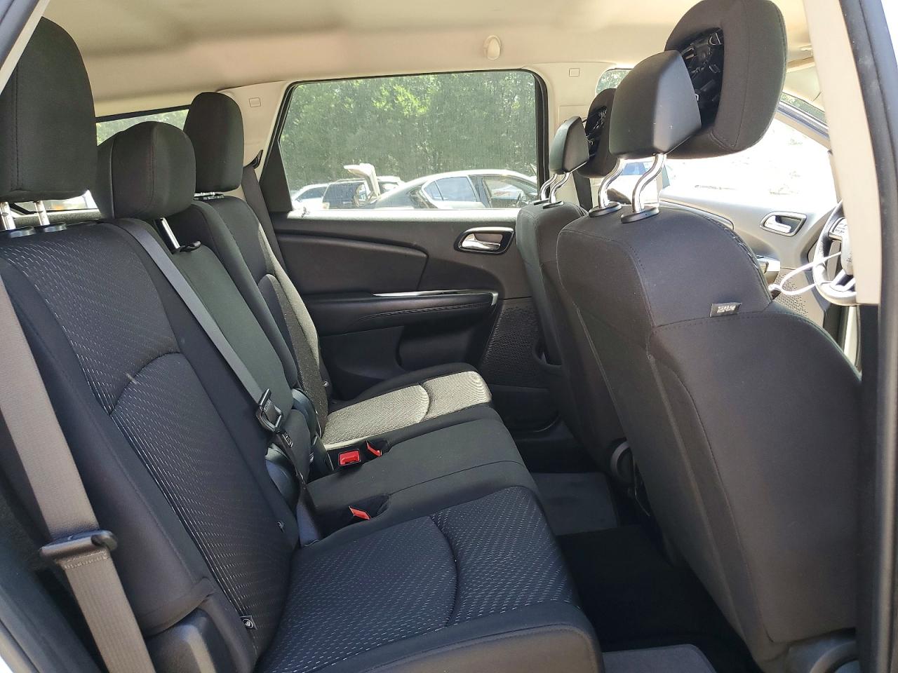 2017 Dodge Journey Se White vin: 3C4PDCAB2HT637121