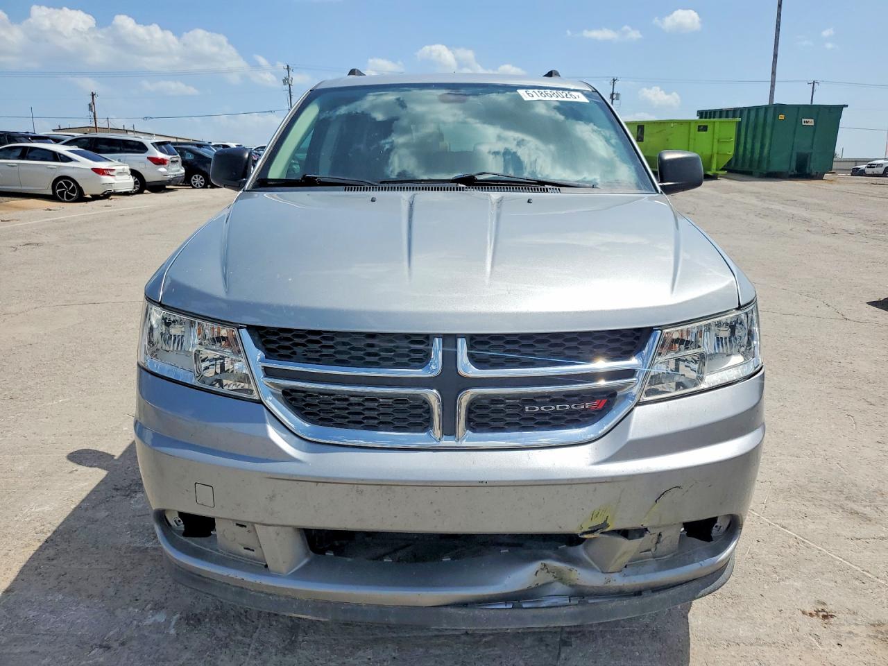 2020 Dodge Journey Se Silver vin: 3C4PDCAB2LT277891
