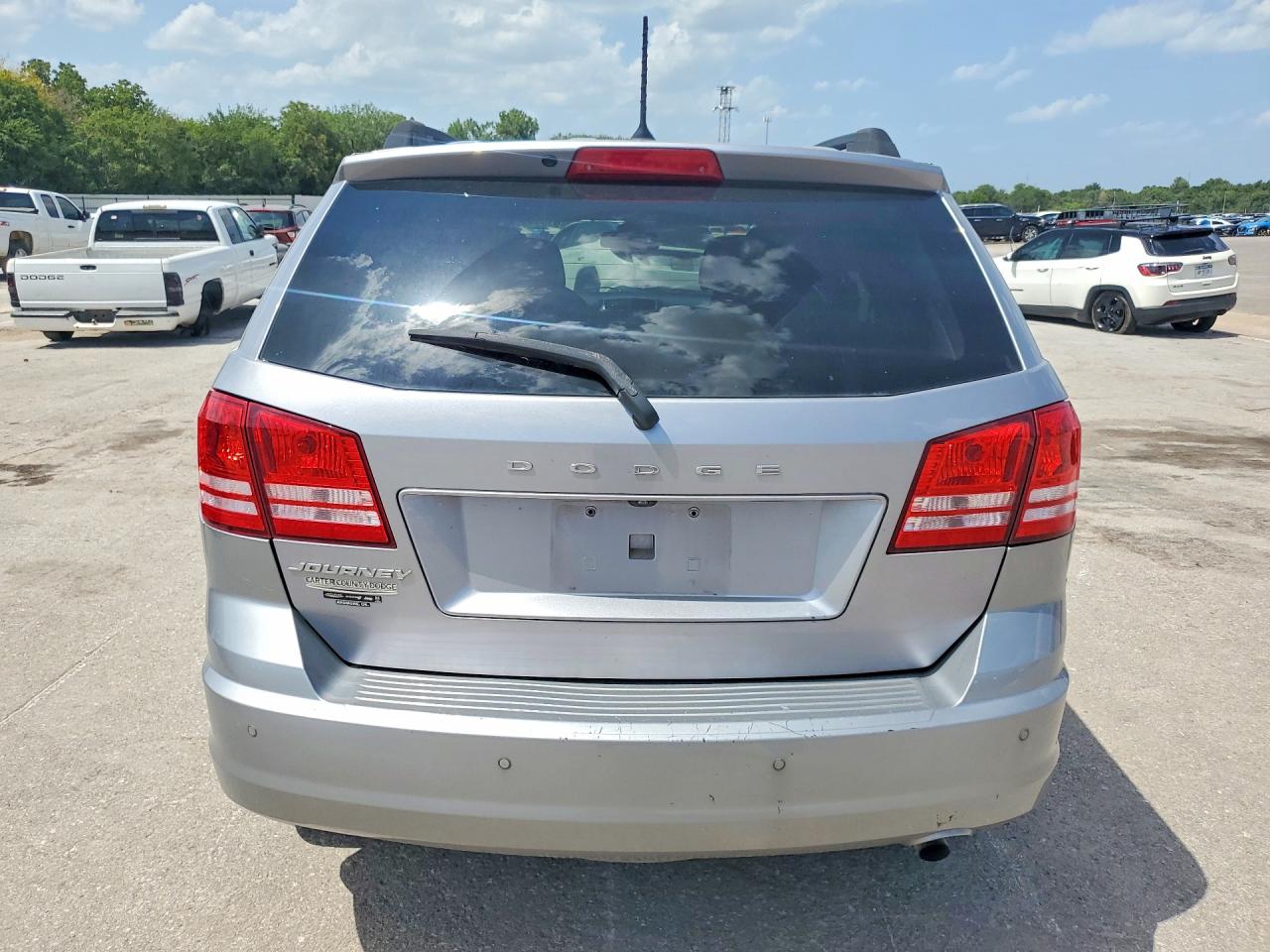2020 Dodge Journey Se Silver vin: 3C4PDCAB2LT277891
