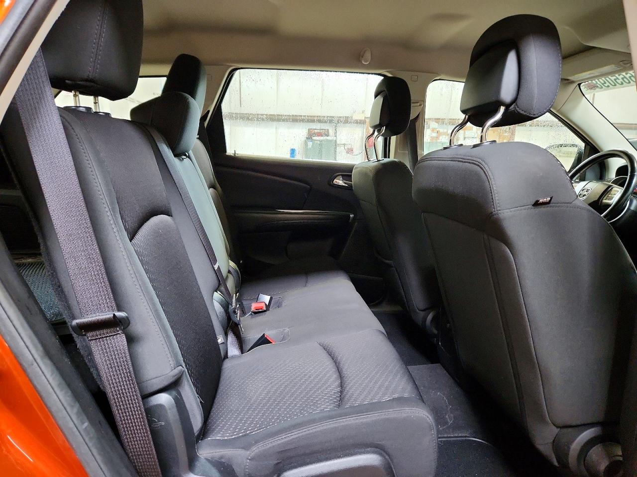 2012 Dodge Journey Se Orange vin: 3C4PDCAB3CT238226