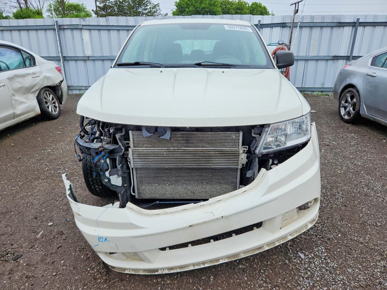 2014 Dodge Journey Se White vin: 3C4PDCAB3ET104562