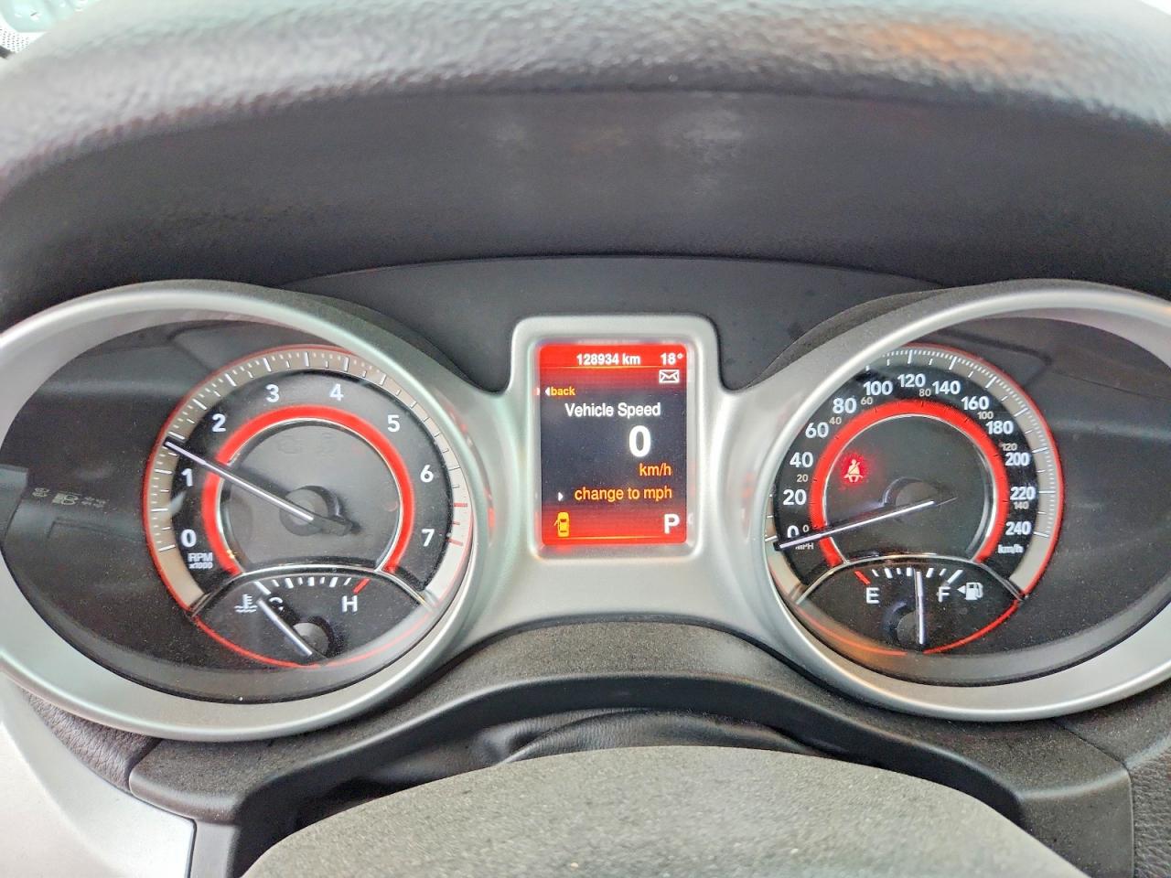 2014 Dodge Journey Se White vin: 3C4PDCAB3ET104562