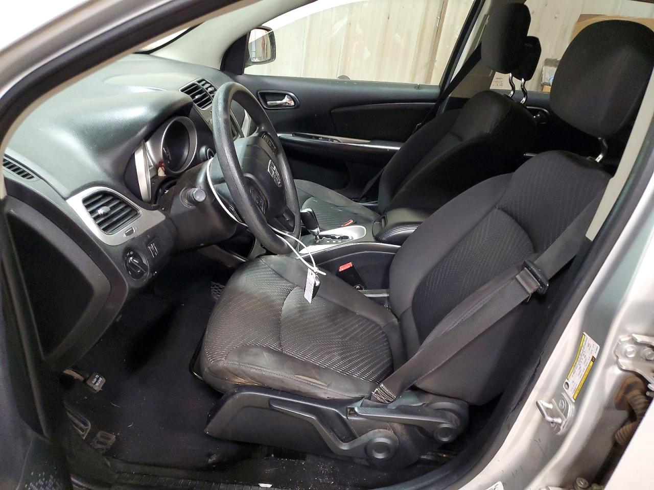 2014 Dodge Journey Se Серебряный vin: 3C4PDCAB3ET149825