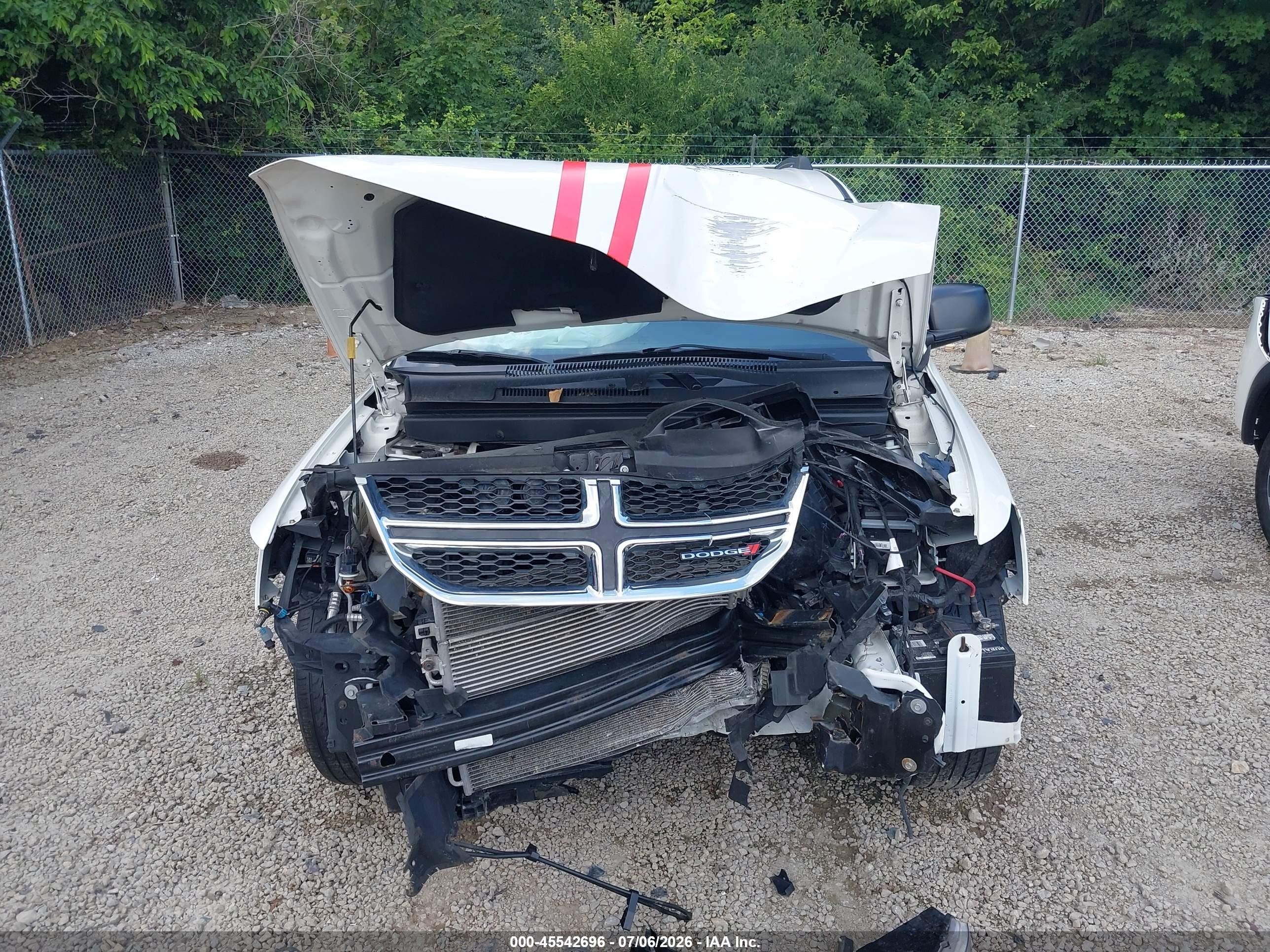 2014 Dodge Journey Se White vin: 3C4PDCAB3ET309783